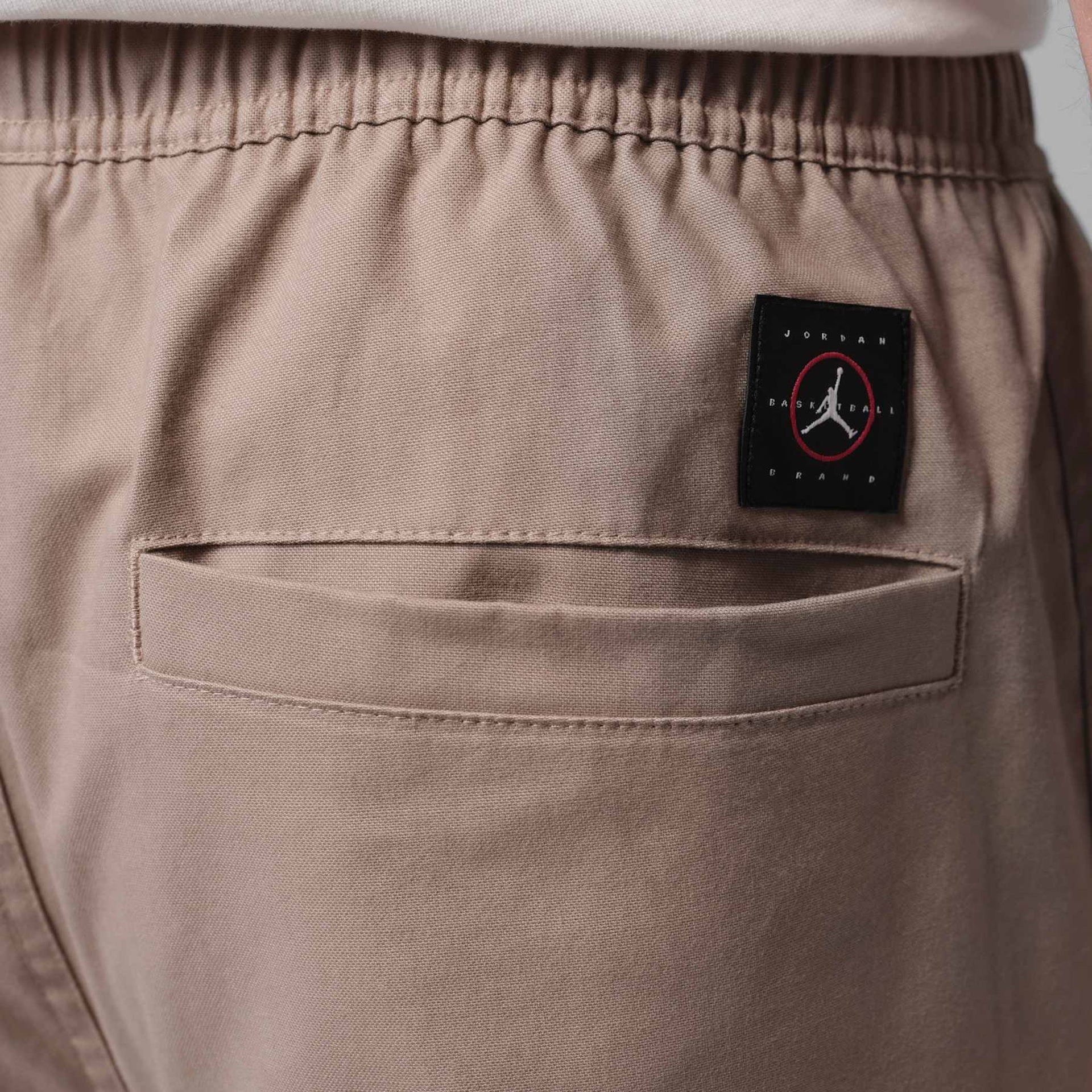 Calça Jordan Essentials Woven Masculina - Foto 5