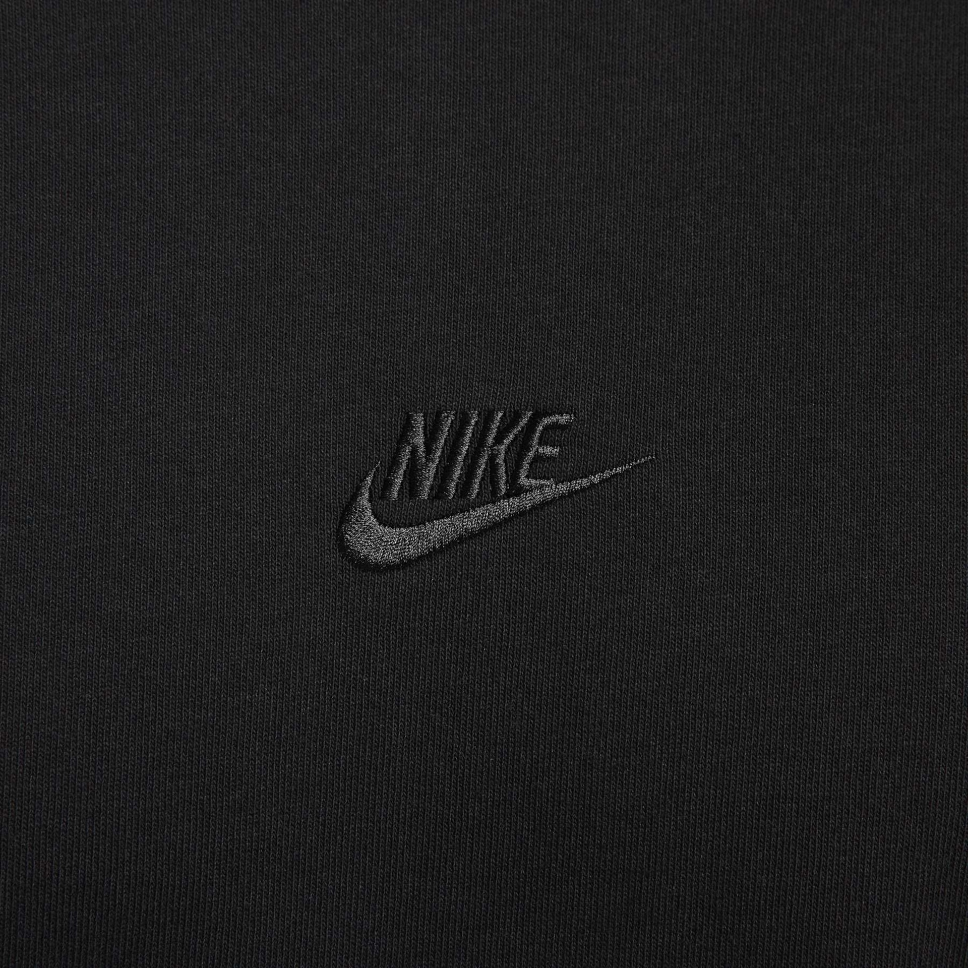 Camiseta Nike Sportswear Premium Masculina - Foto 4