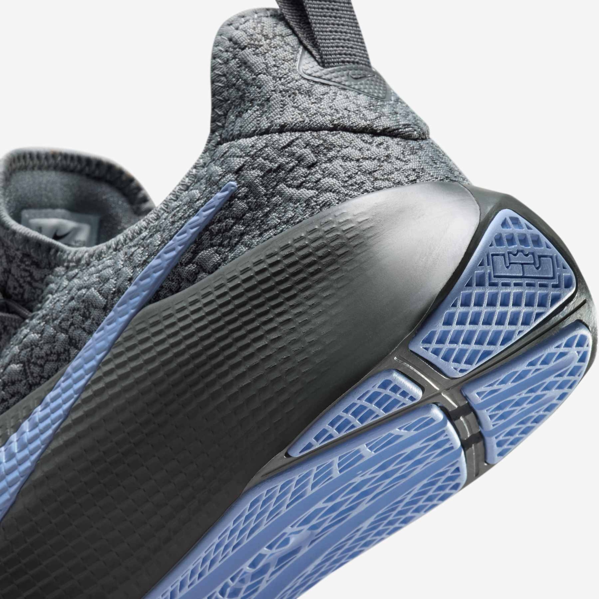 Tênis Nike Lebron TR1 Masculino - Foto 8
