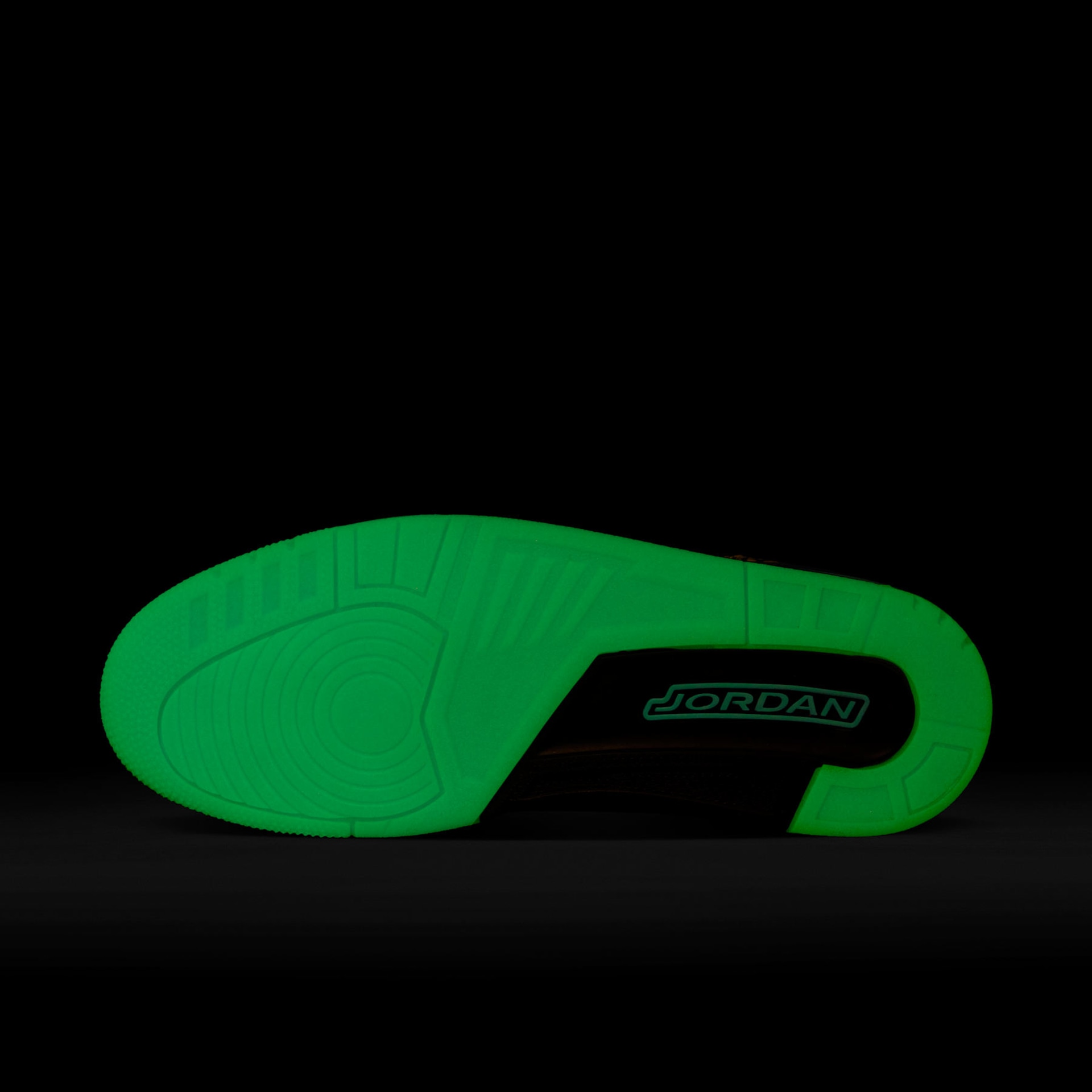 Jordan Spizike Low - Foto 10