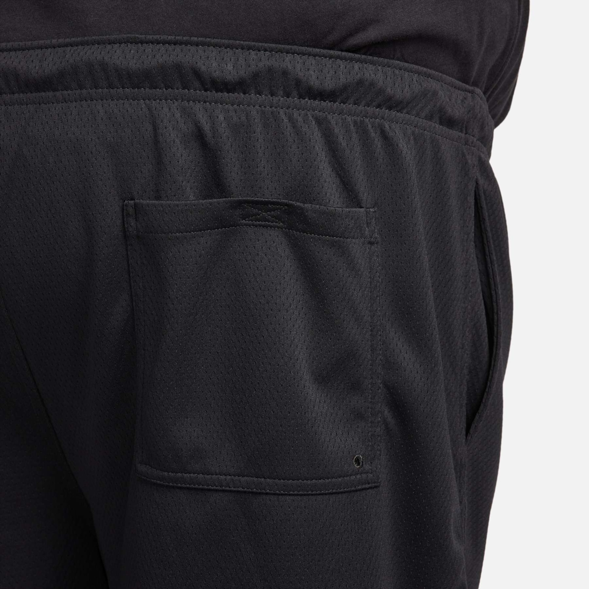 Shorts Nike Club Flow Masculino - Foto 11