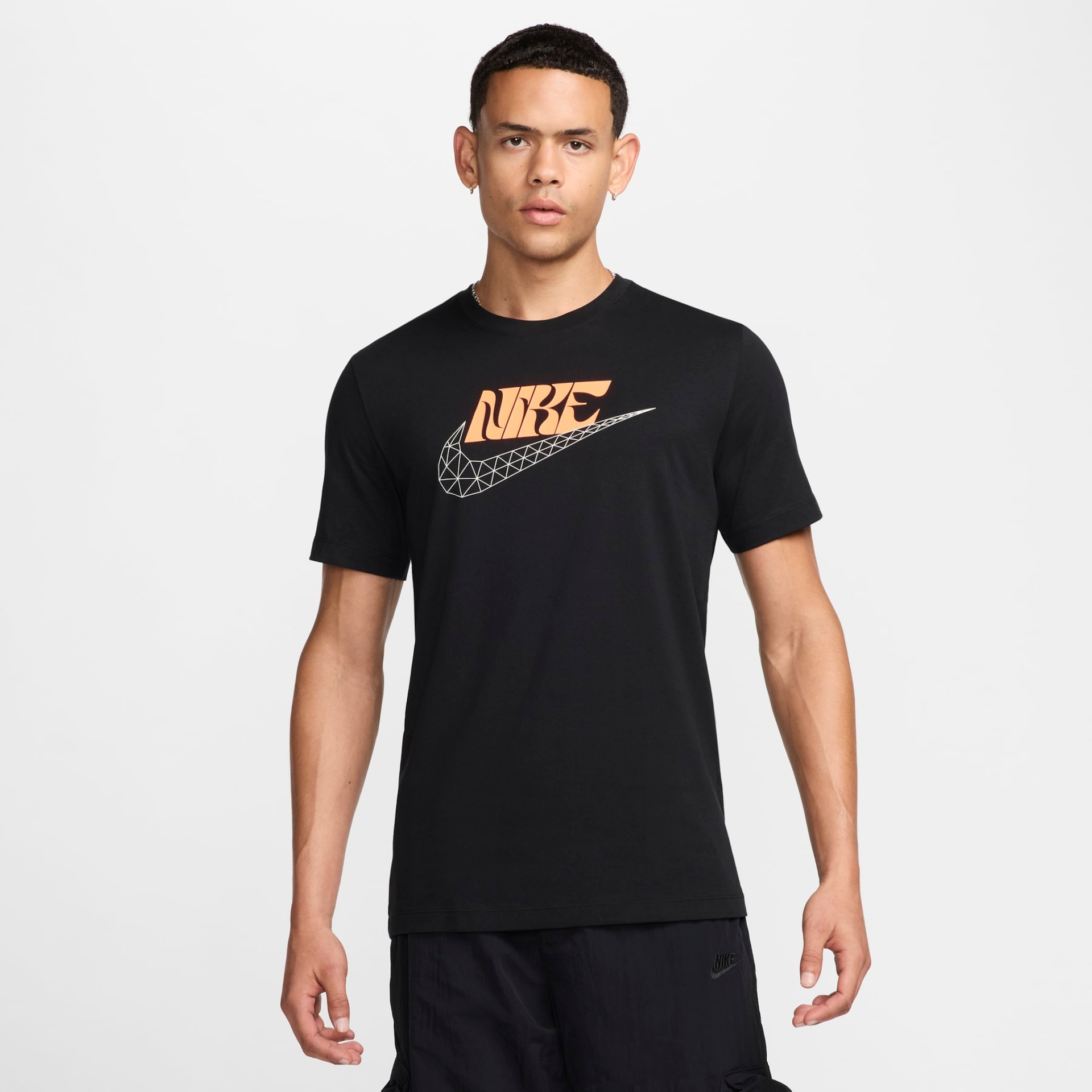 Camiseta Nike Sportswear Icon Masculina - Foto 1