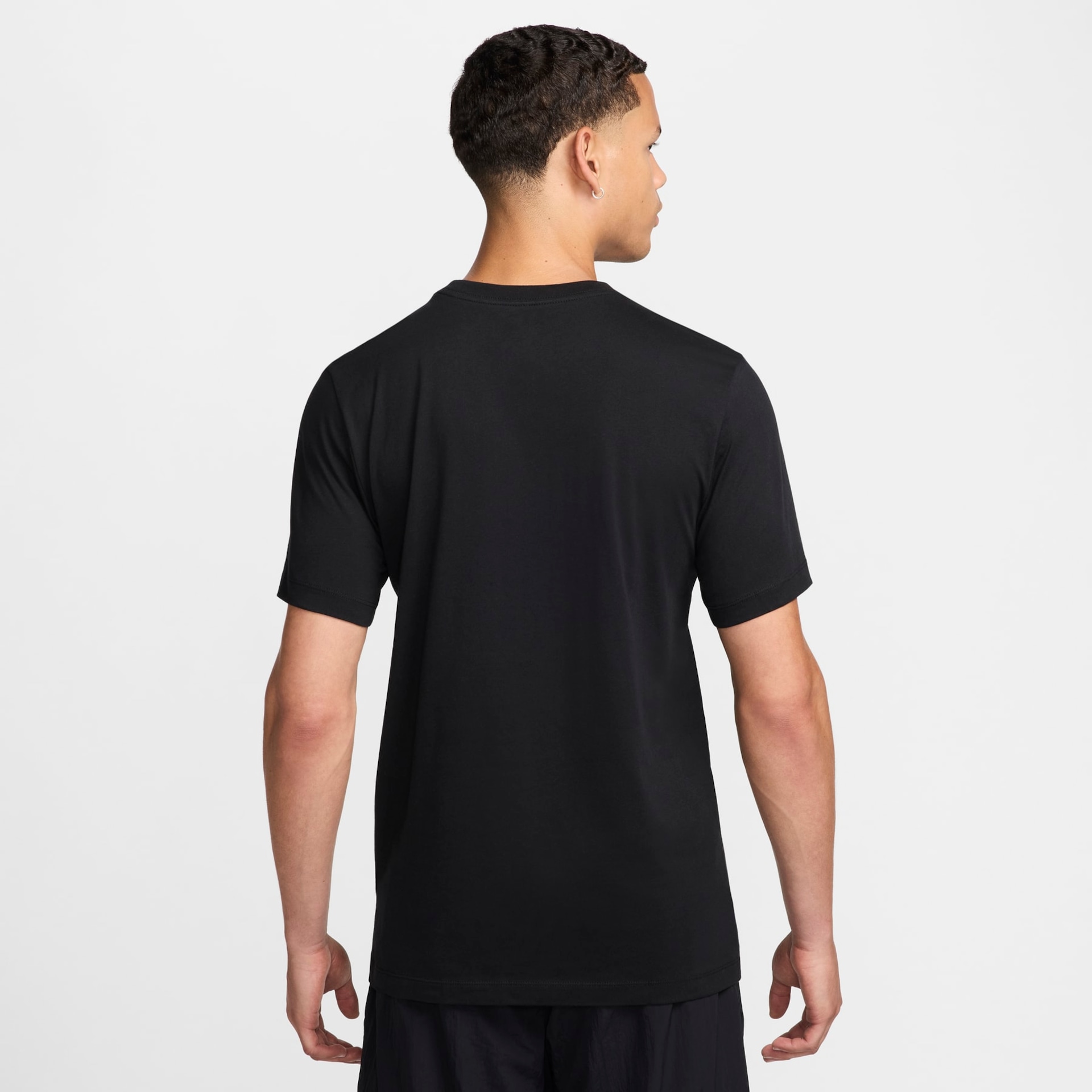 Camiseta Nike Sportswear Icon Masculina - Foto 2