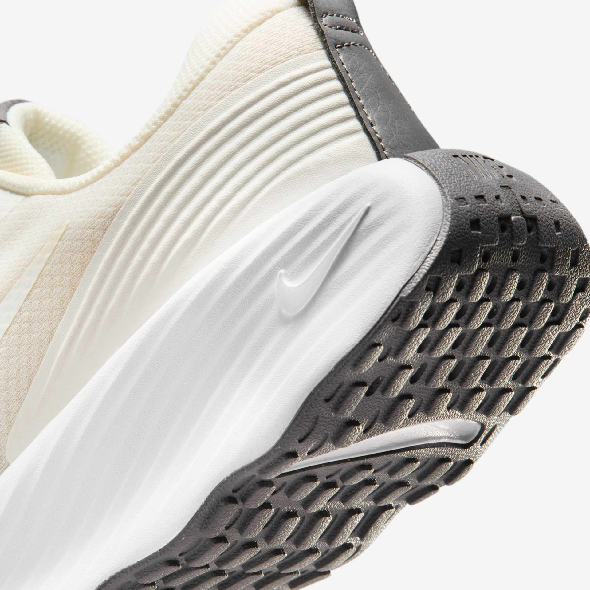 Tênis Nike Promina Feminino - Foto 8