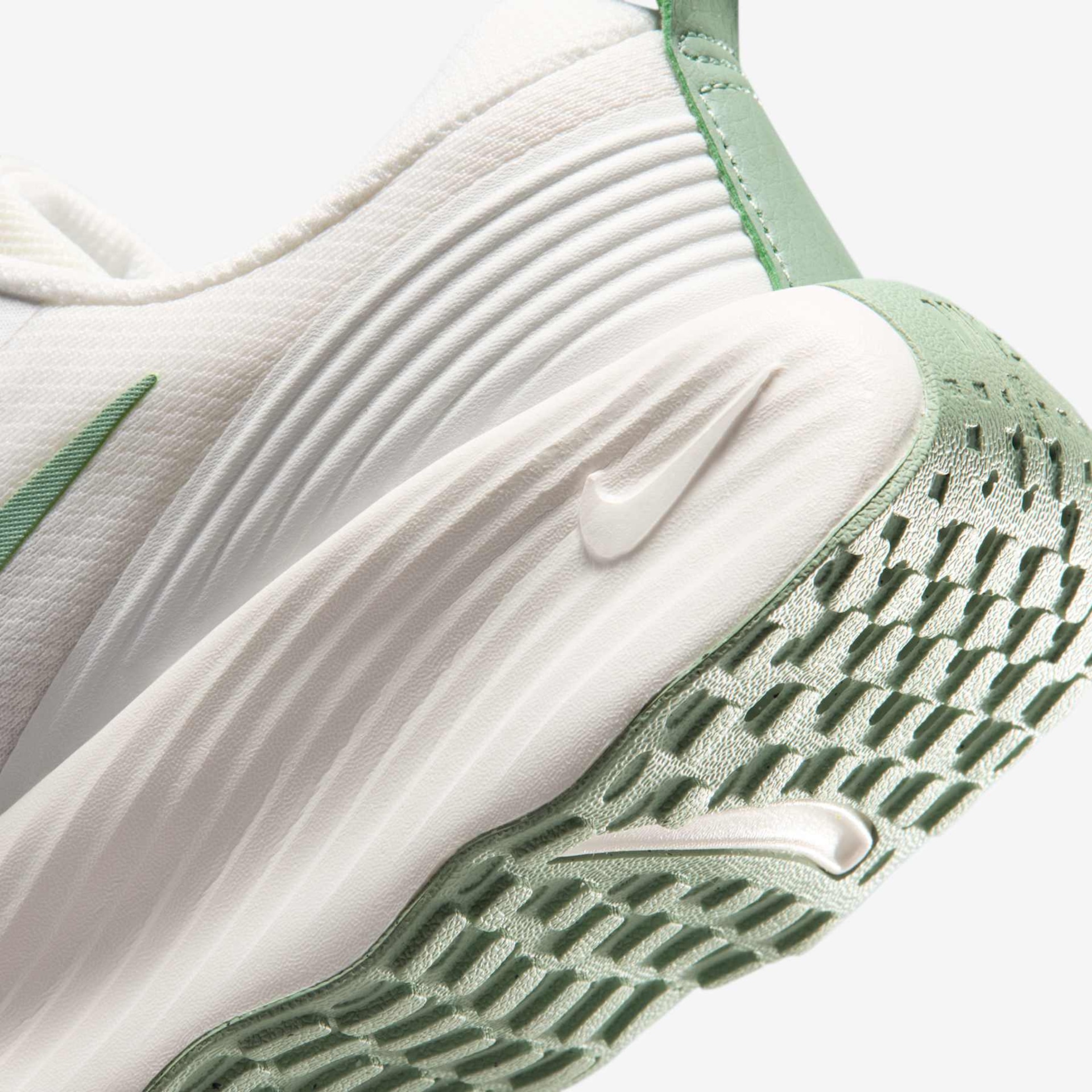 Tênis Nike Promina Feminino - Foto 8