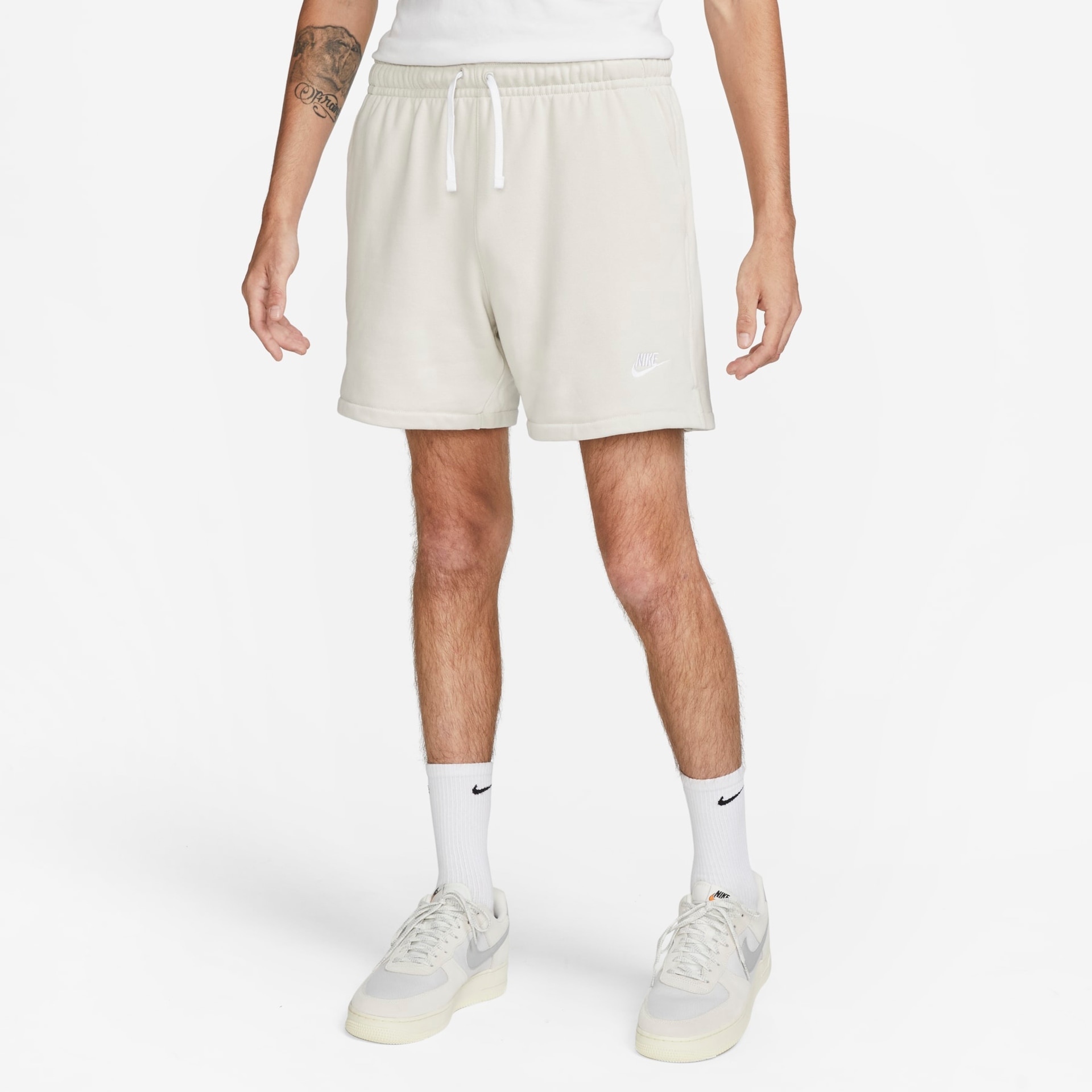 Shorts Nike Club Flow Masculino - Foto 1
