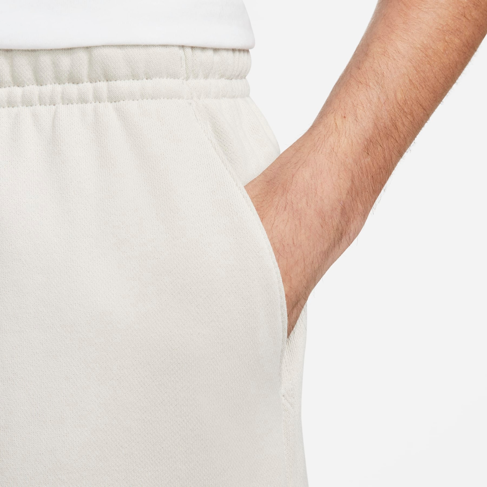 Shorts Nike Club Flow Masculino - Foto 4