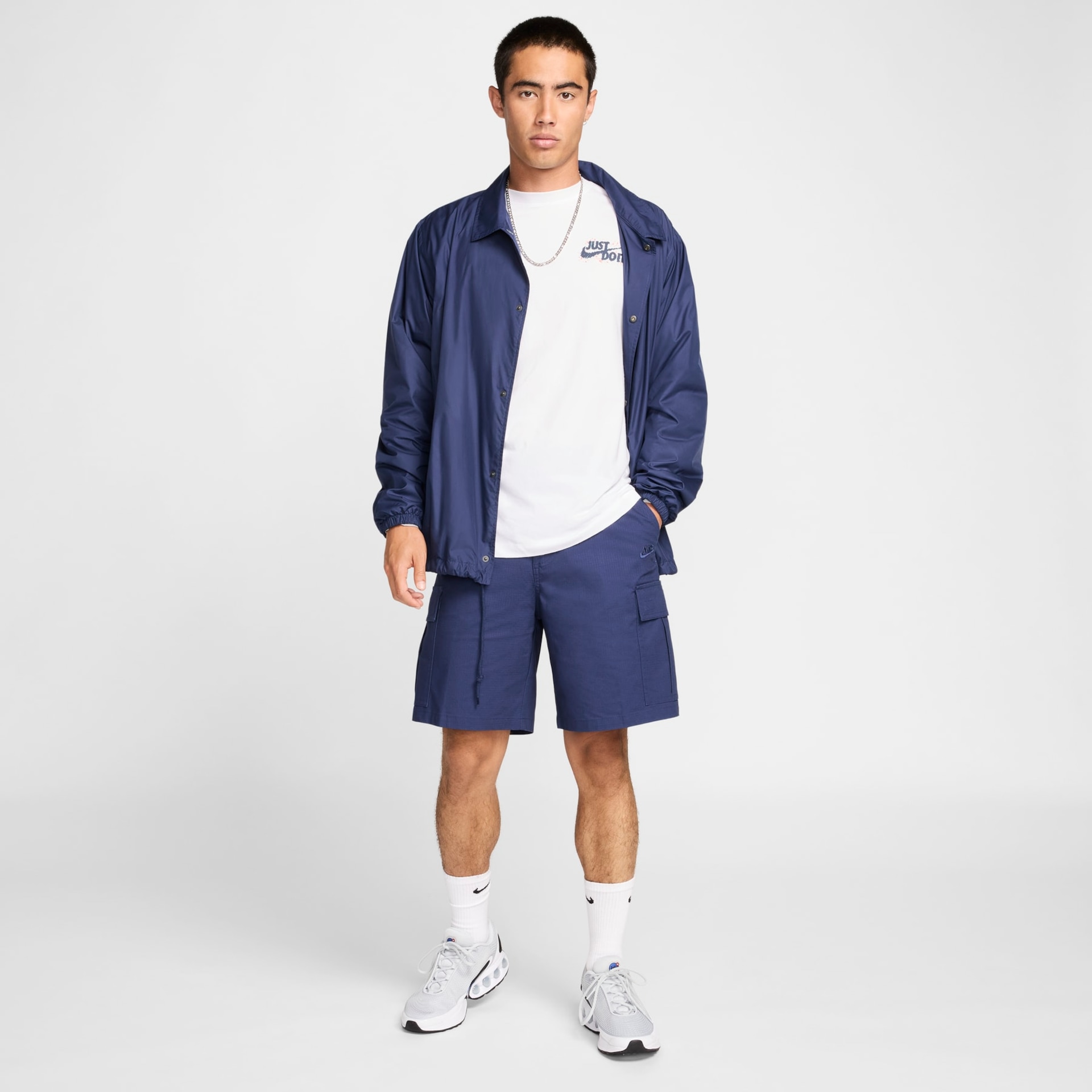 Camiseta Nike Sportswear JDI Masculina - Foto 6