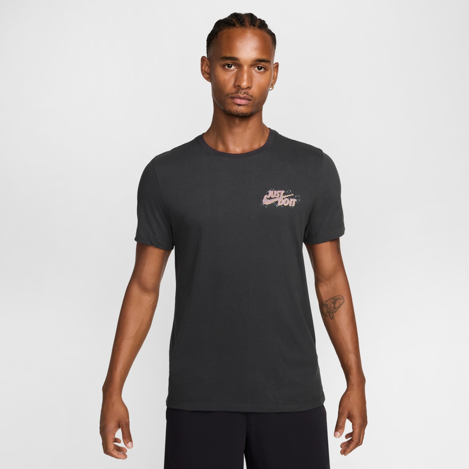 Camiseta Nike Sportswear JDI Masculina - Foto 2