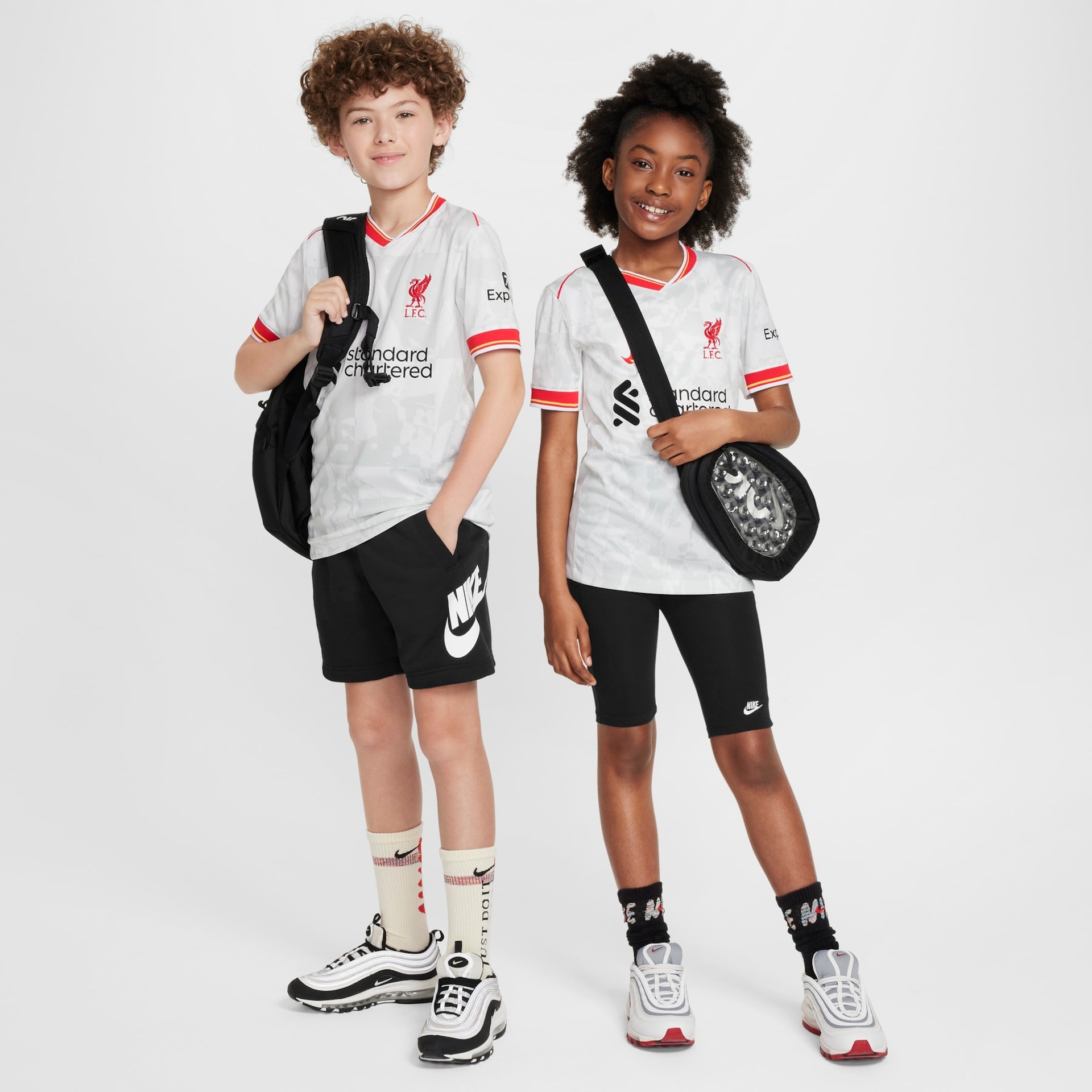 Camisa Nike Liverpool I 2024/25 Torcedor Pro Infantil - Foto 8