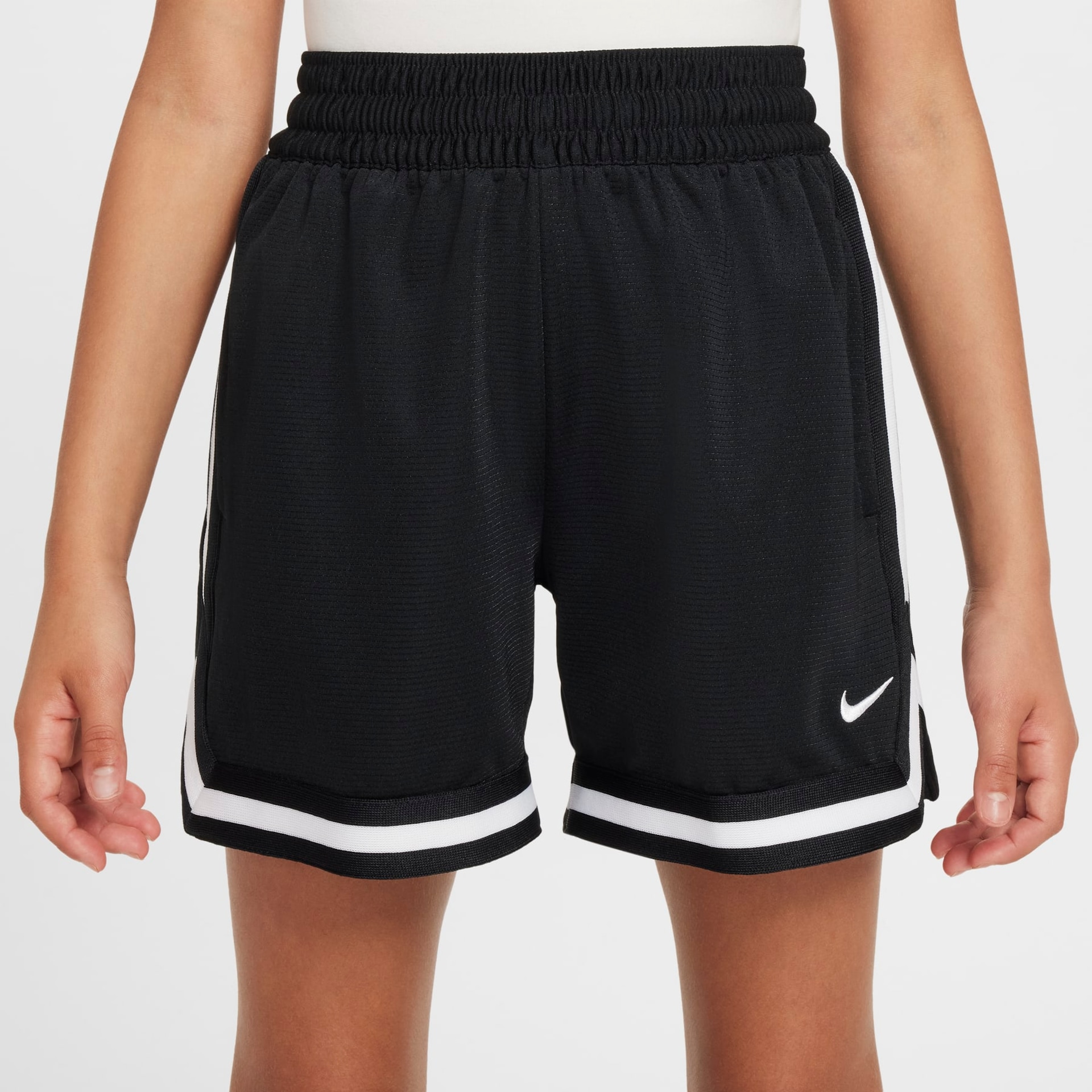 Shorts Nike Dri-FIT DNA 5In Infantil - Foto 3