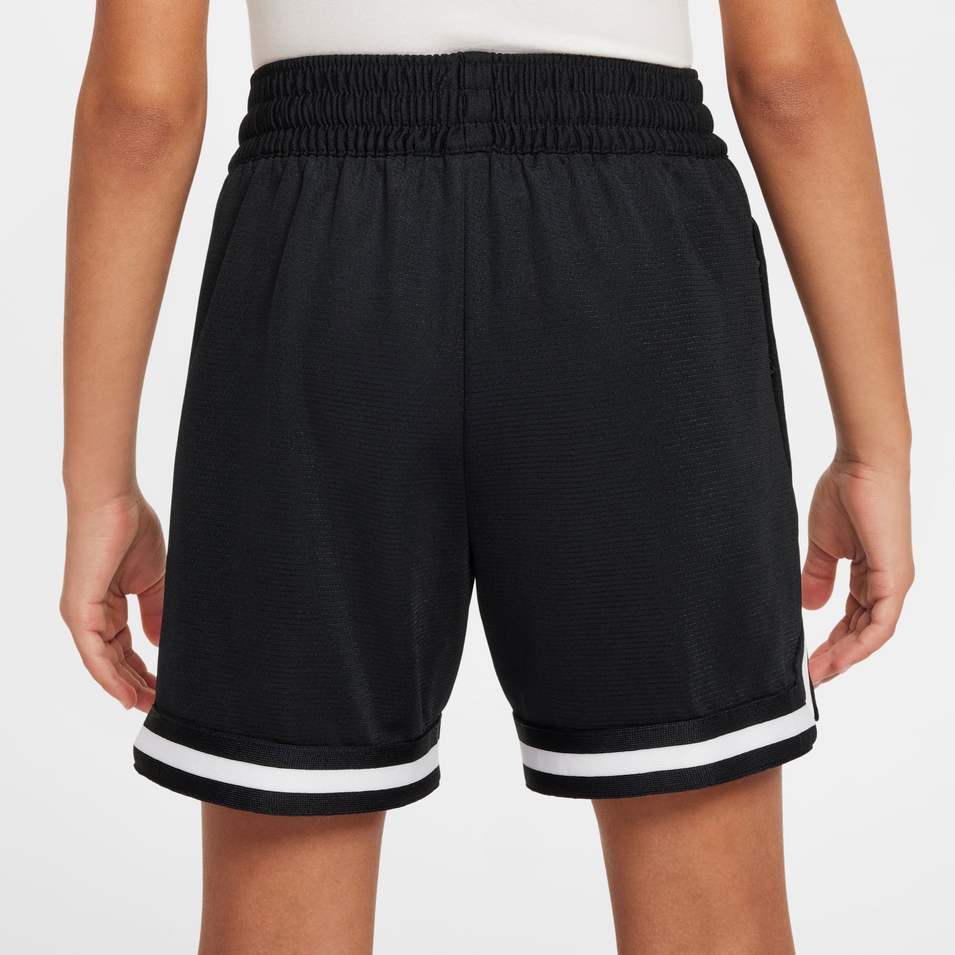 Shorts Nike Dri-FIT DNA 5In Infantil - Foto 4