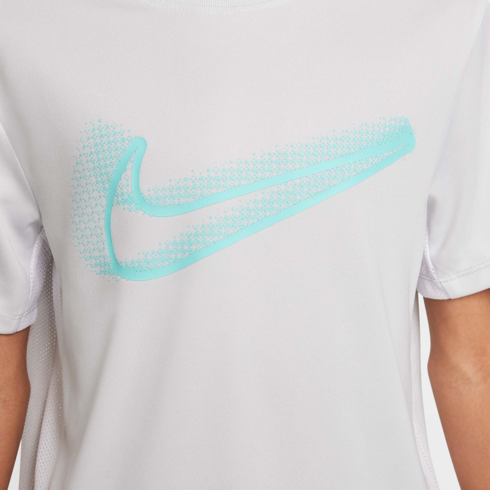Camiseta Nike Dri-FIT Academy23 Infantil - Foto 4
