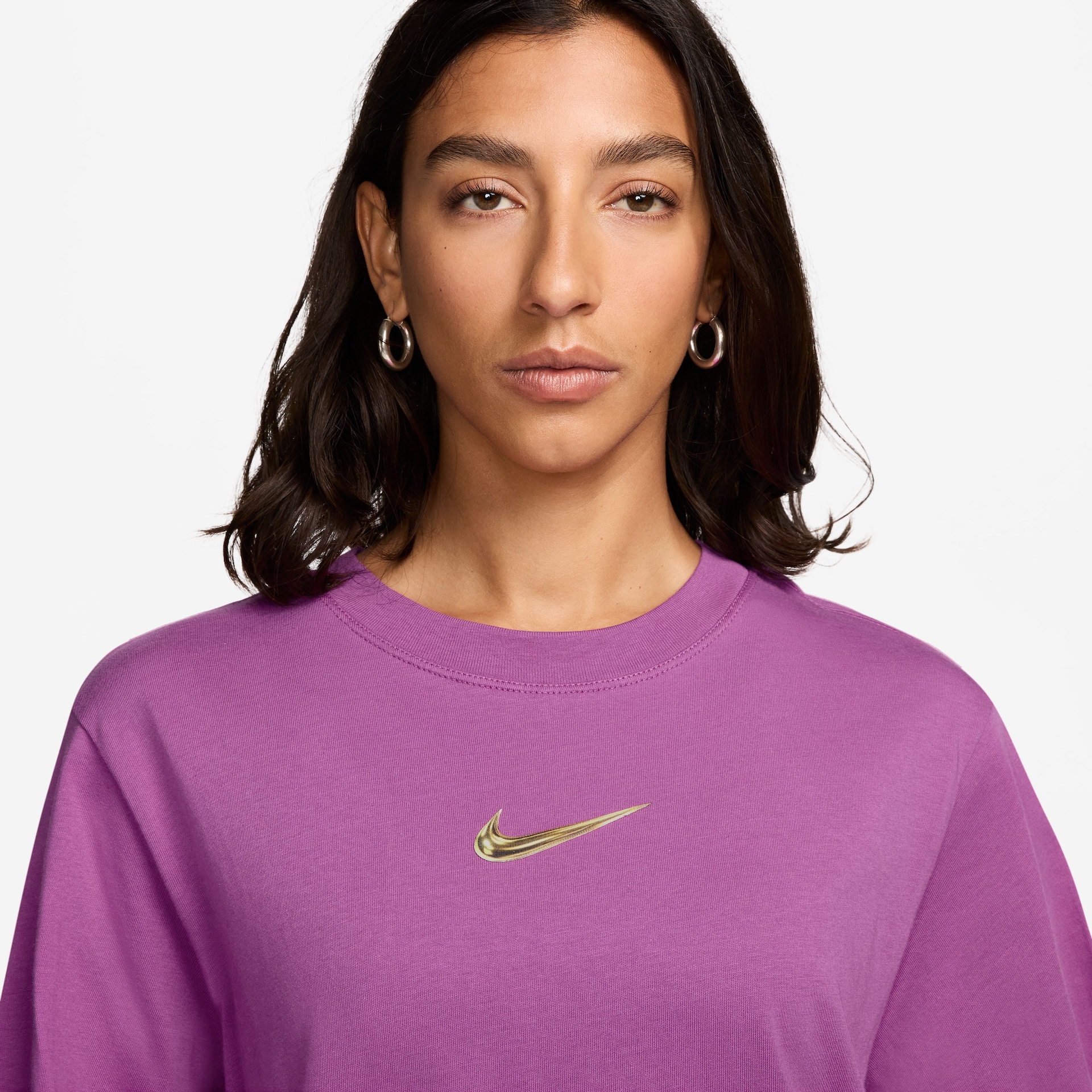 Camiseta Nike Sportswear Feminina - Foto 3