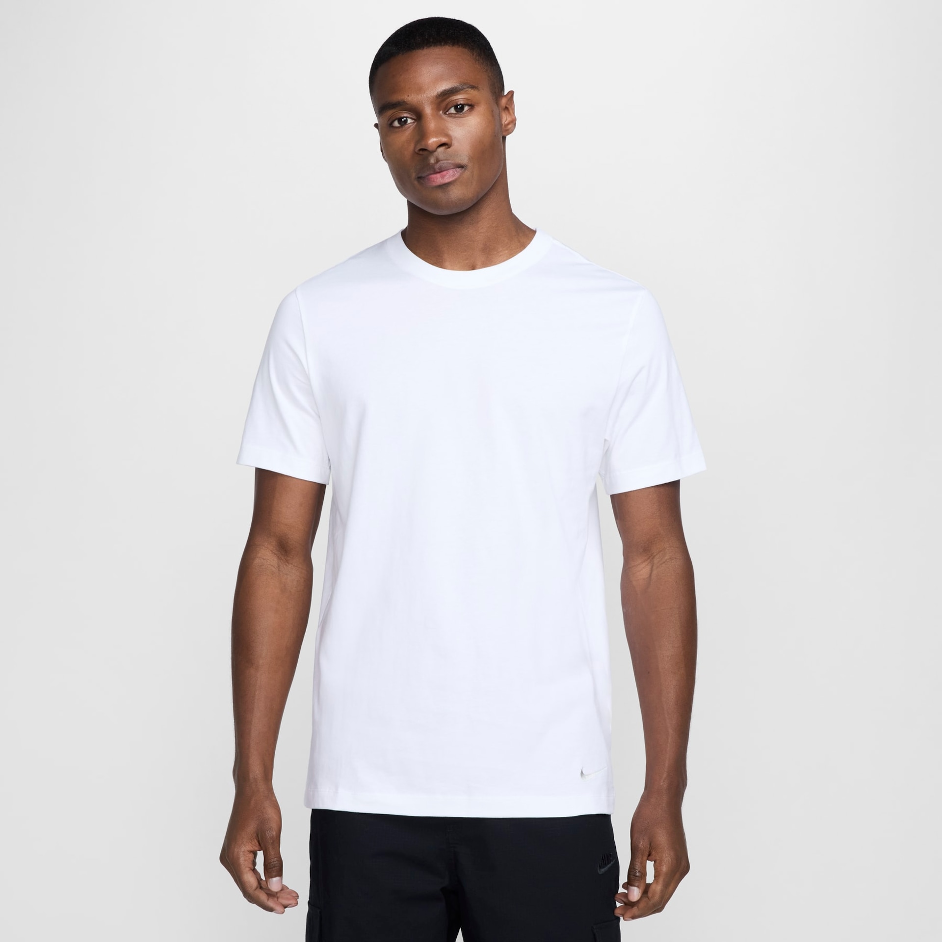 Camiseta Nike Sportswear Masculina - Foto 1