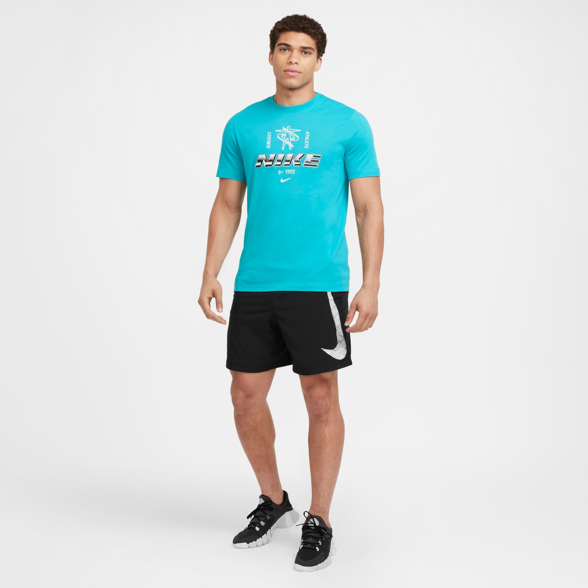 Camiseta Nike Fri-FIT GFX Masculina - Foto 5