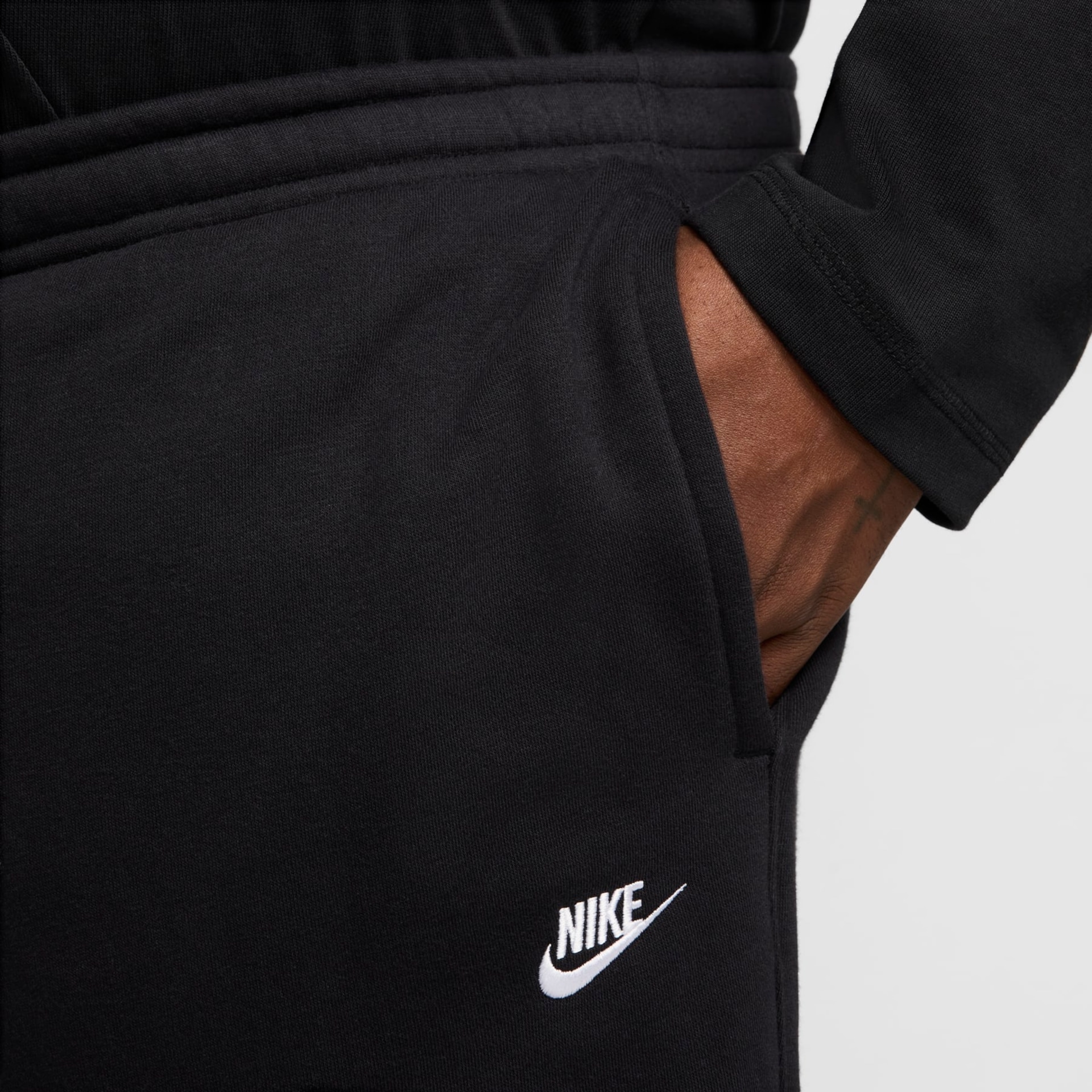 Calça Nike Club Fleece Bungie Masculina - Foto 11