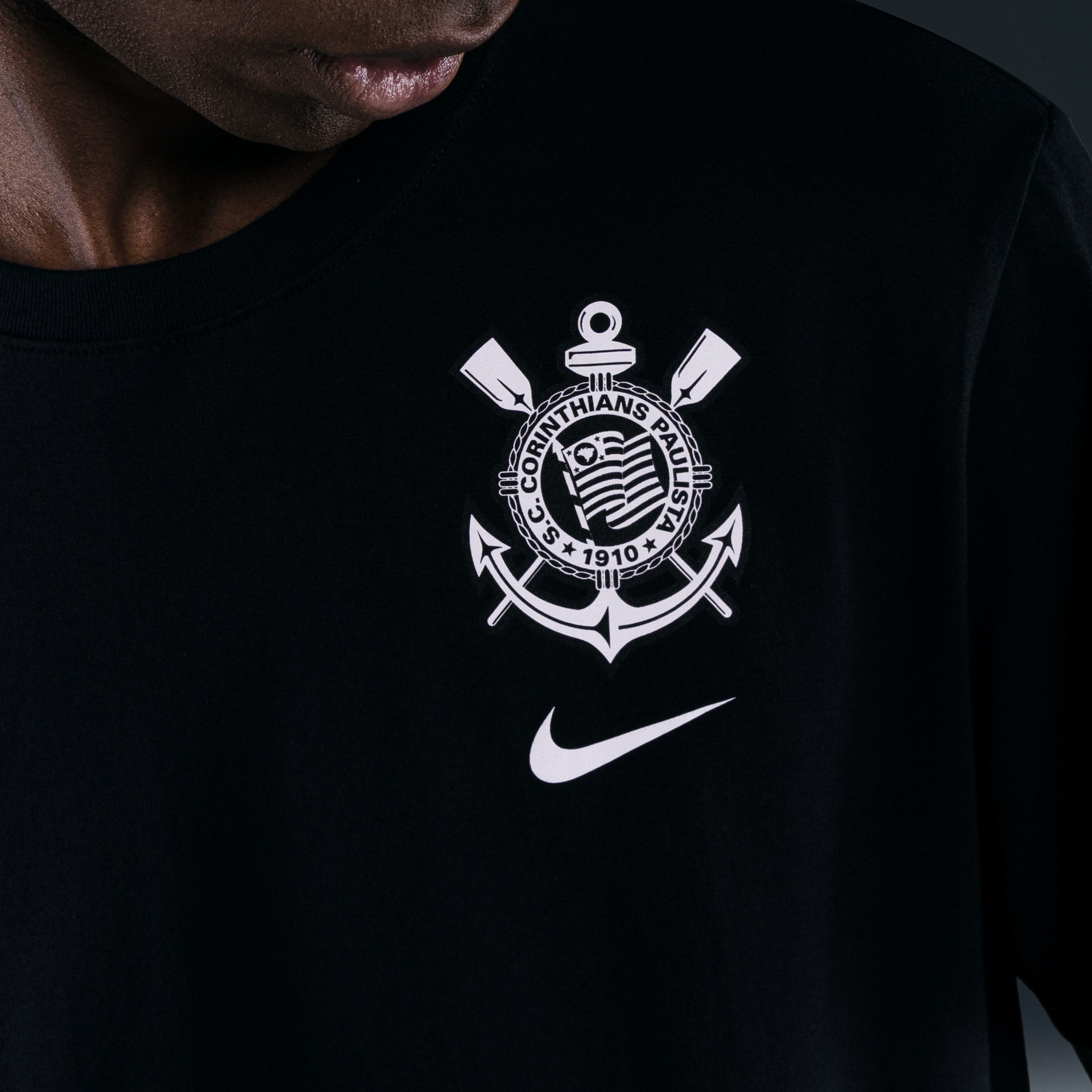 Camiseta Nike Corinthians Crest Masculina - Foto 3