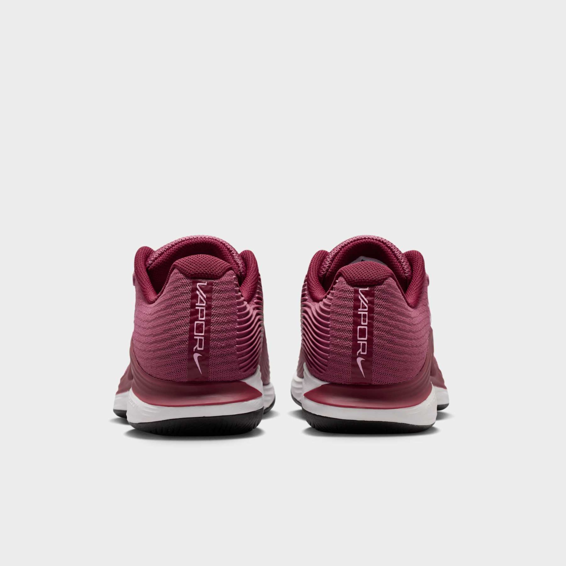 Tênis Nike Zoom Vapor 12 Feminino - Foto 6
