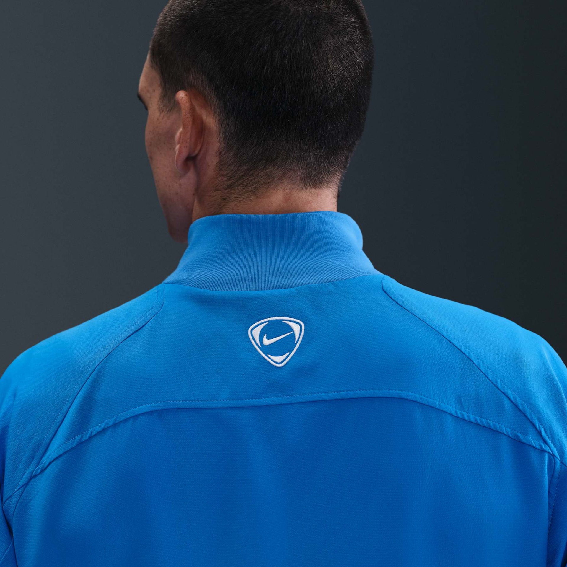 Jaqueta Holanda Nike Reedição Total 90 Masculina - Foto 2