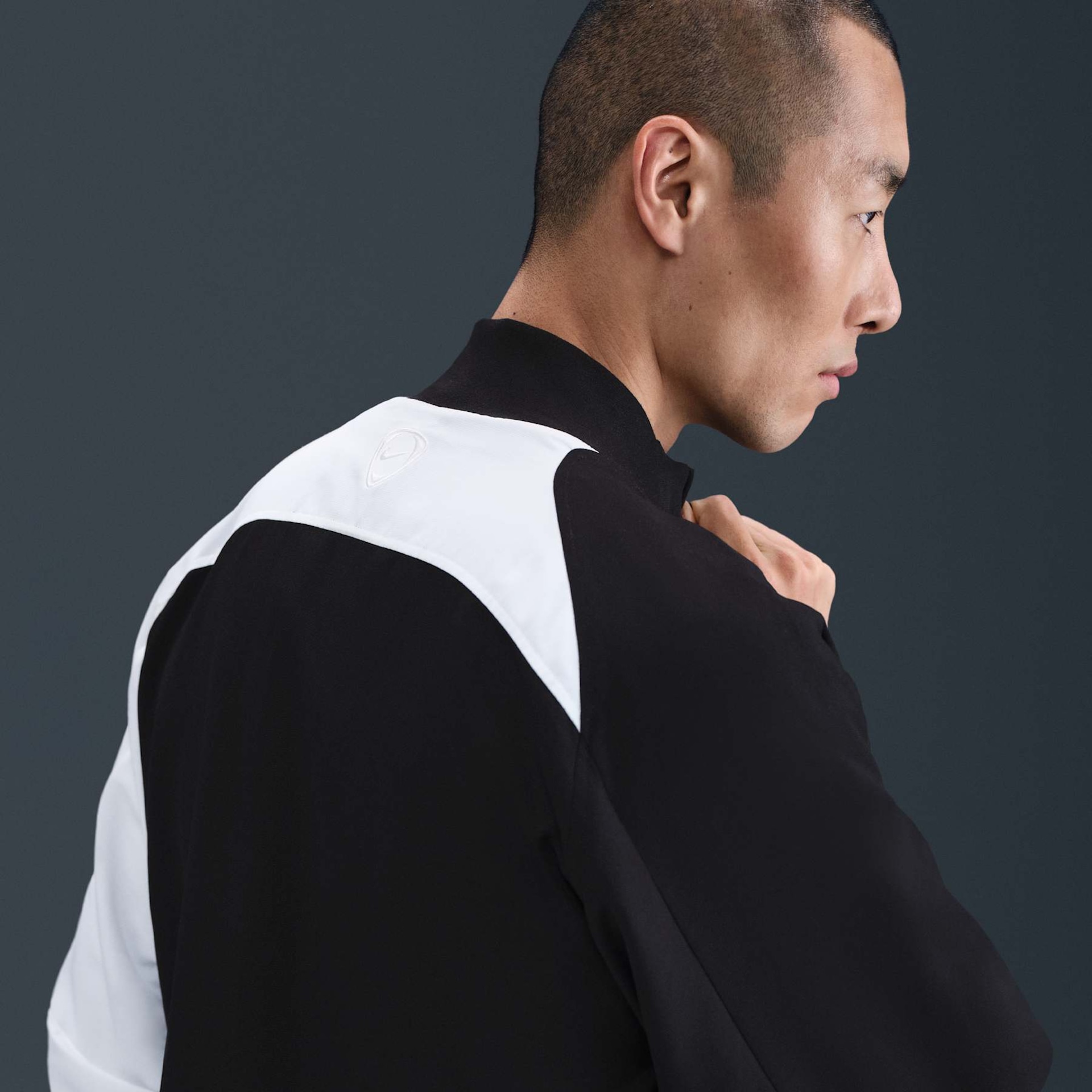 Jaqueta Coreia Nike Reedição Total 90 Masculina - Foto 2