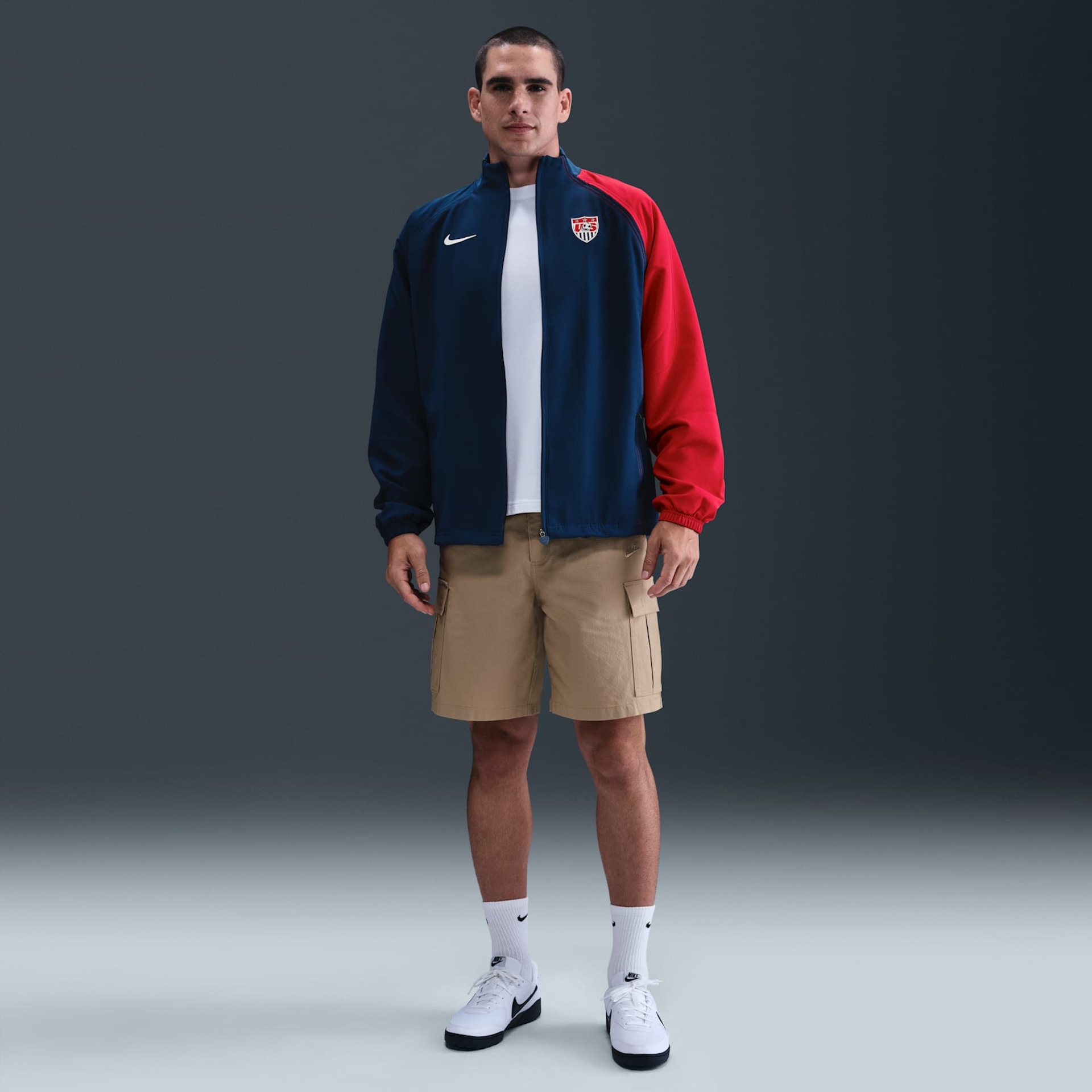 Jaqueta Estados Unidos Nike Reedição Total 90 Masculina - Foto 4