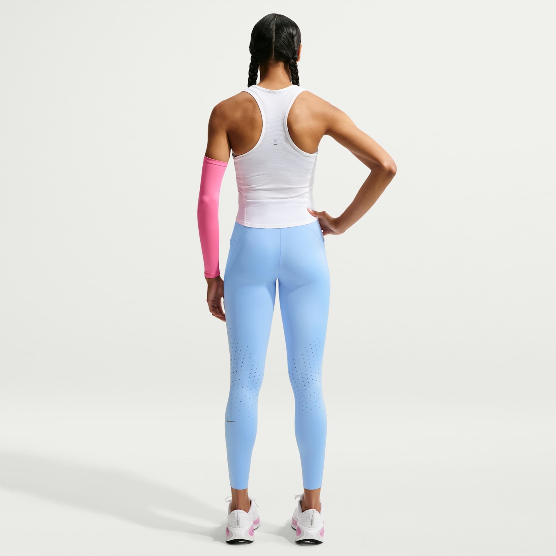 Legging Nike Dri-FIT Swift Feminina - Foto 5