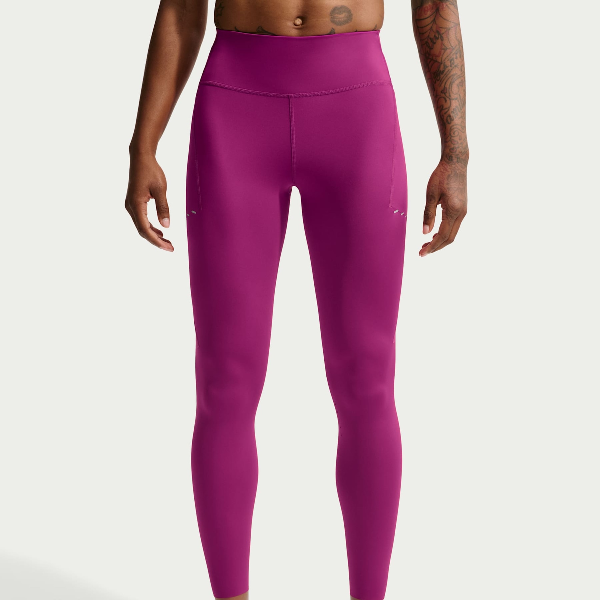 Legging Nike Dri-FIT Swift Feminina - Foto 2