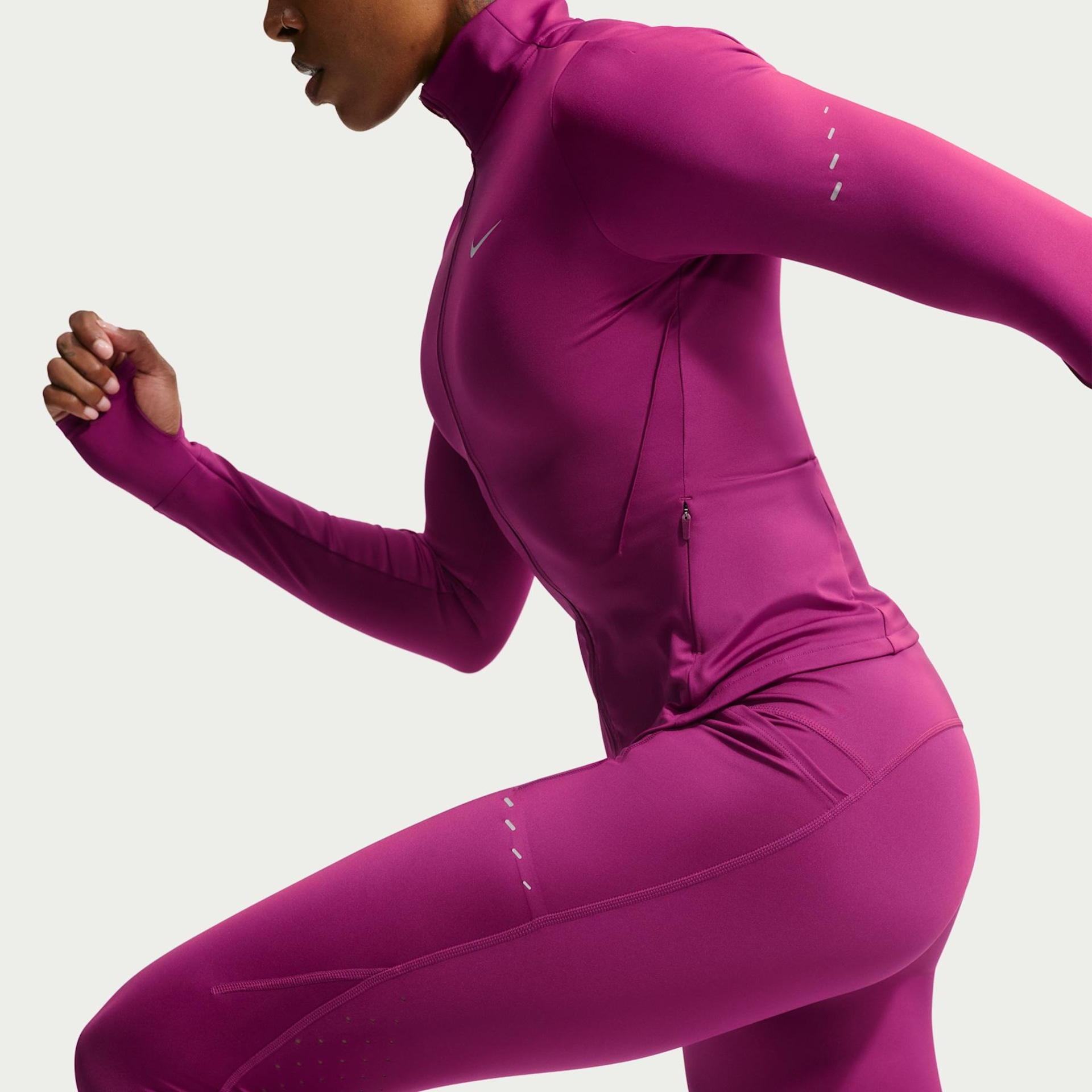 Legging Nike Dri-FIT Swift Feminina - Foto 4