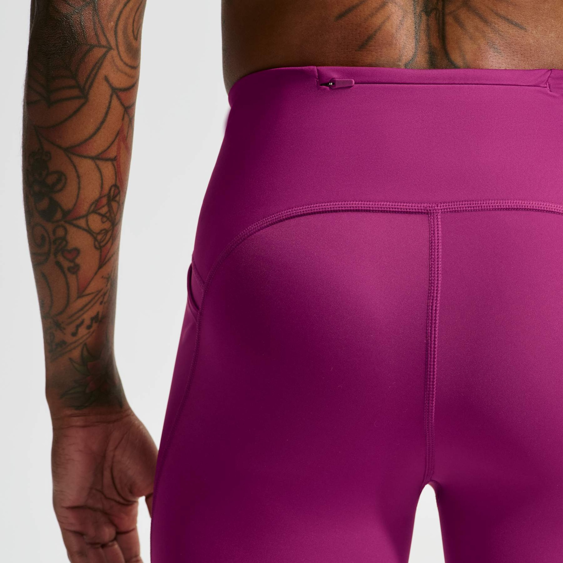 Legging Nike Dri-FIT Swift Feminina - Foto 6