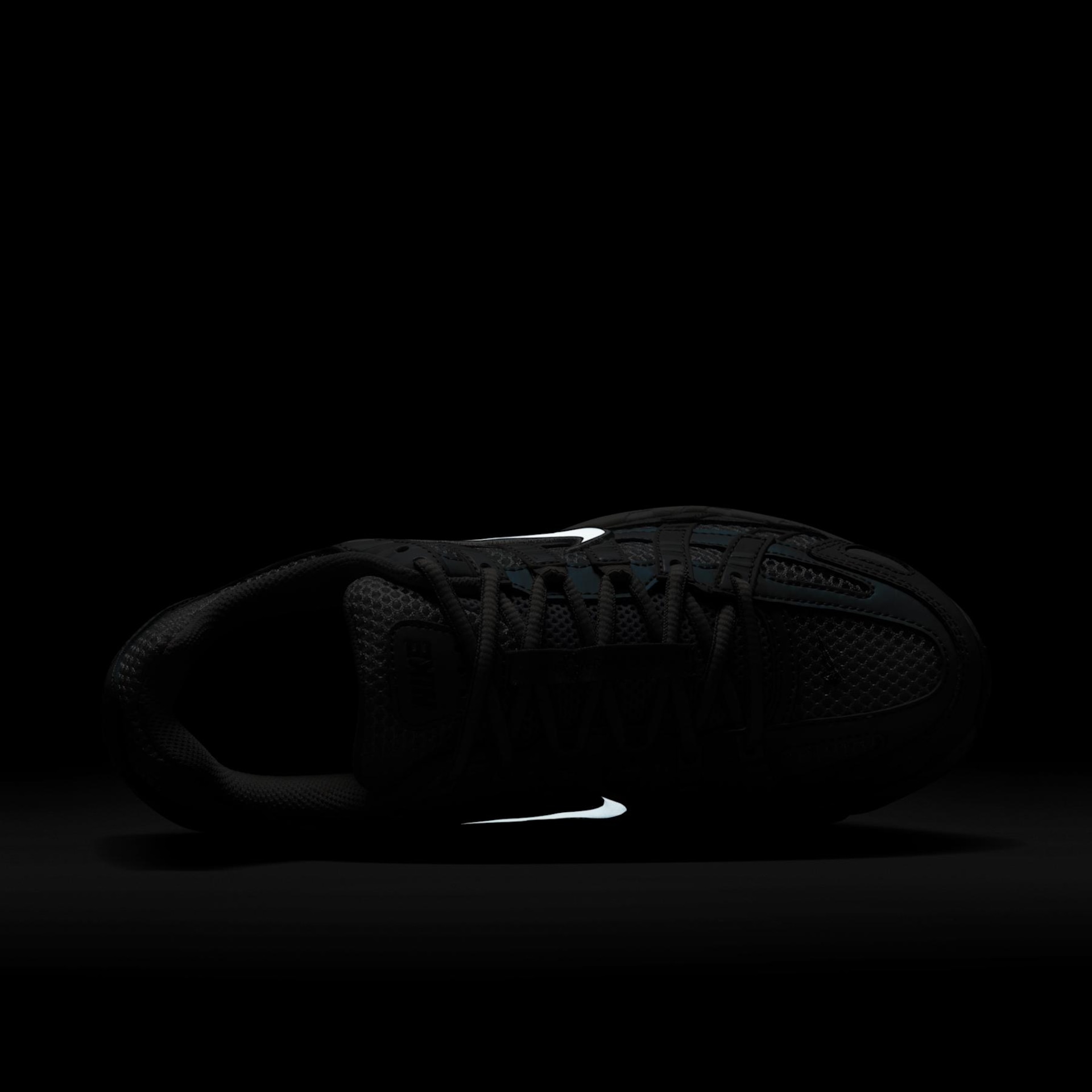 Tênis Nike P-6000 SE Feminino - Foto 9