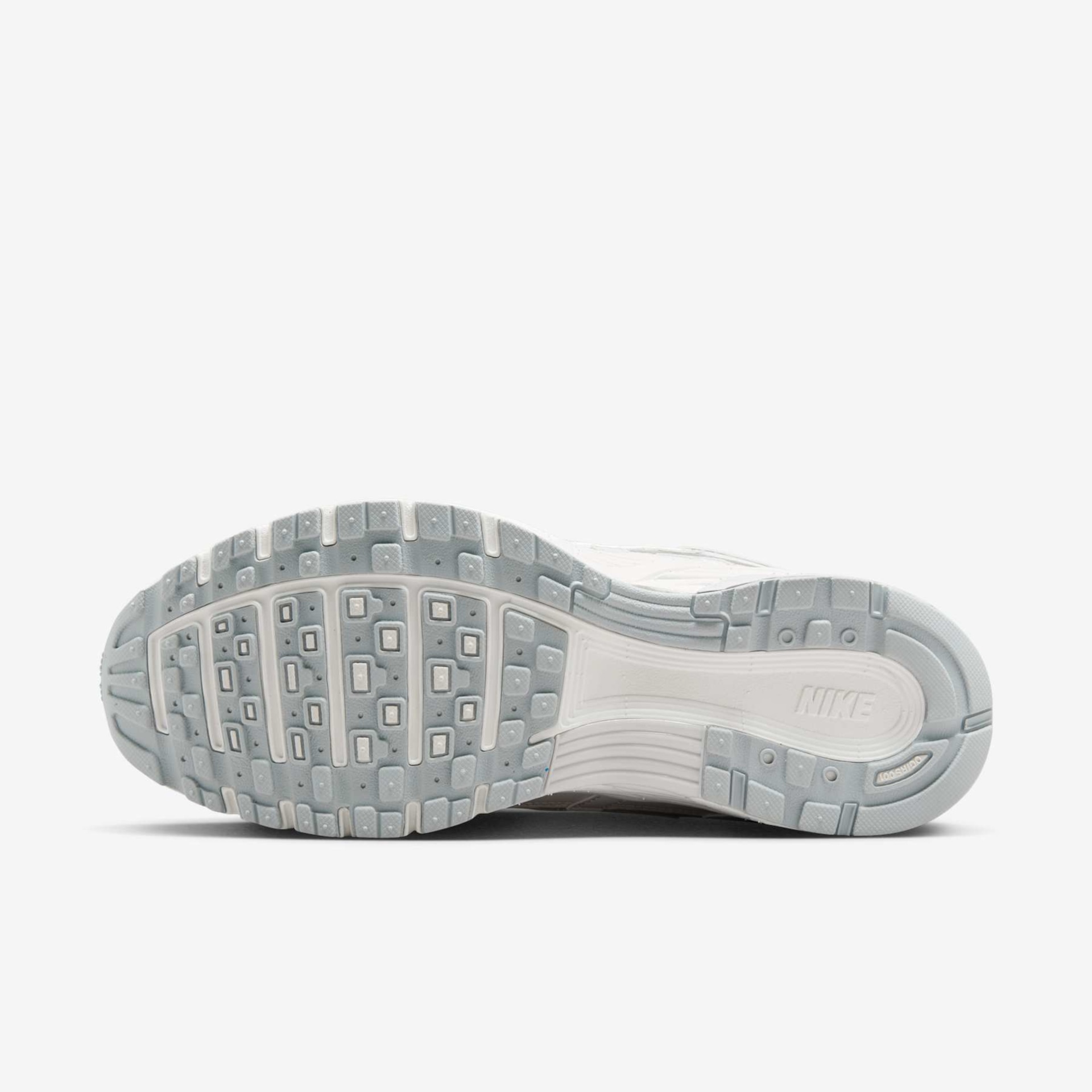 Tênis Nike P-6000 SE Feminino - Foto 2