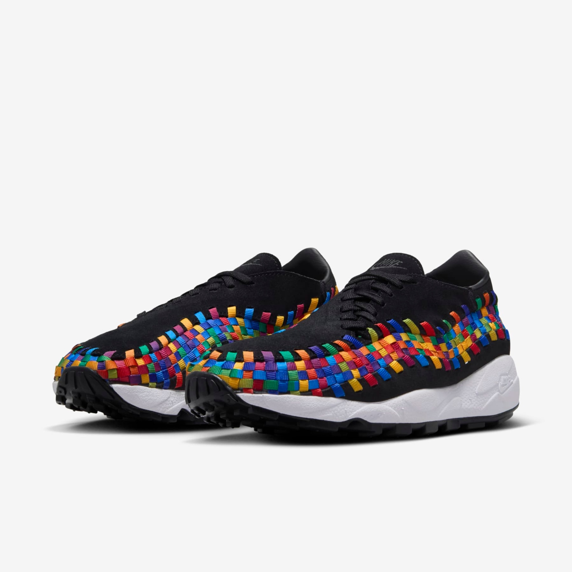 Tênis Nike Air Footscape Woven Feminino - Foto 5