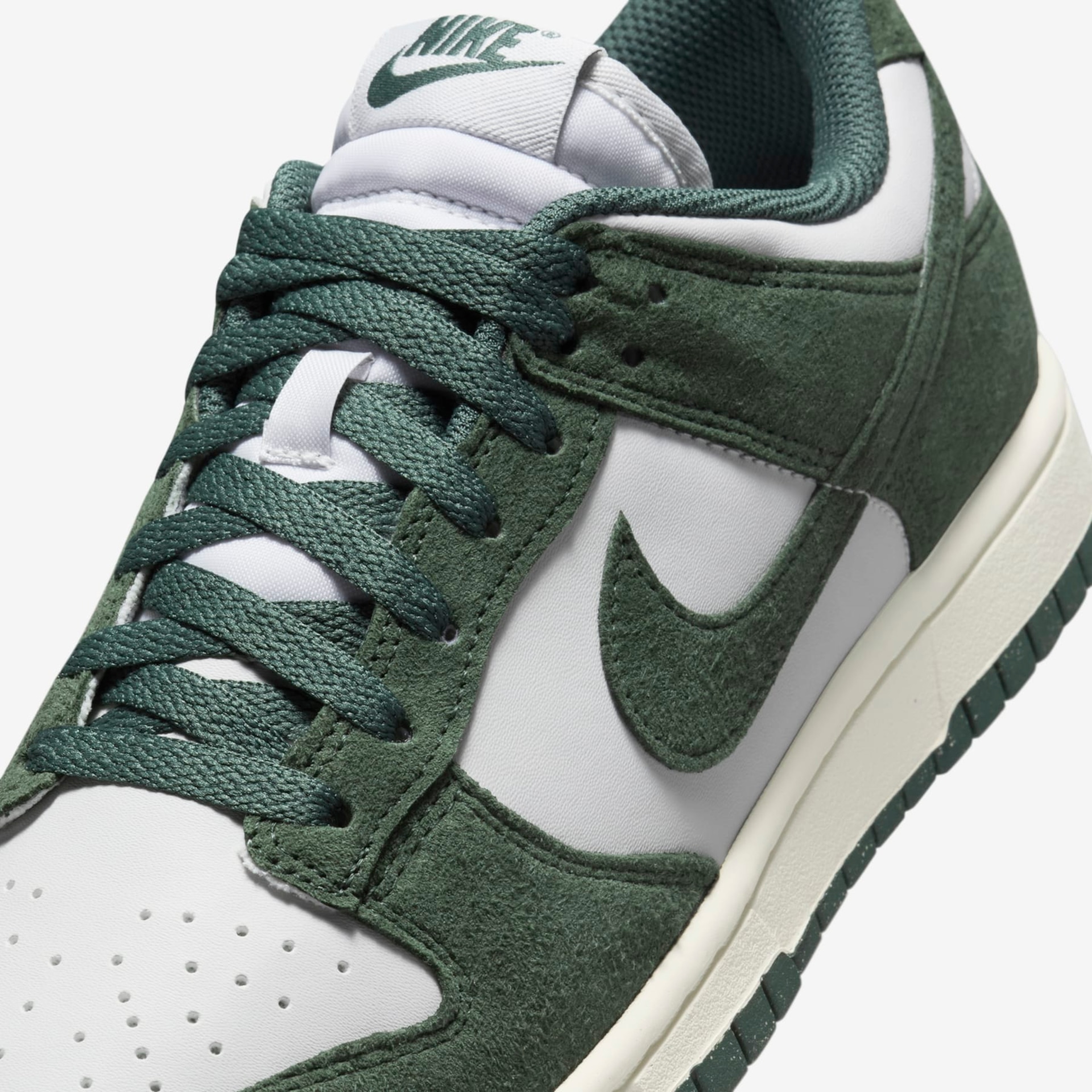 Tênis Nike Dunk Low Feminino - Foto 7