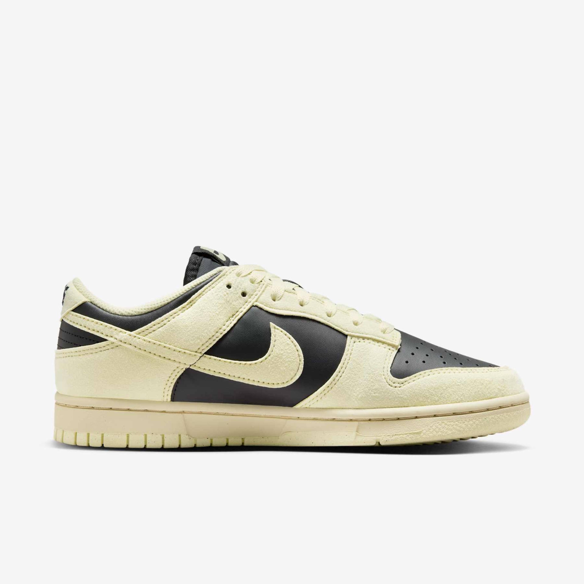 Tênis Nike Dunk Low Feminino - Foto 3