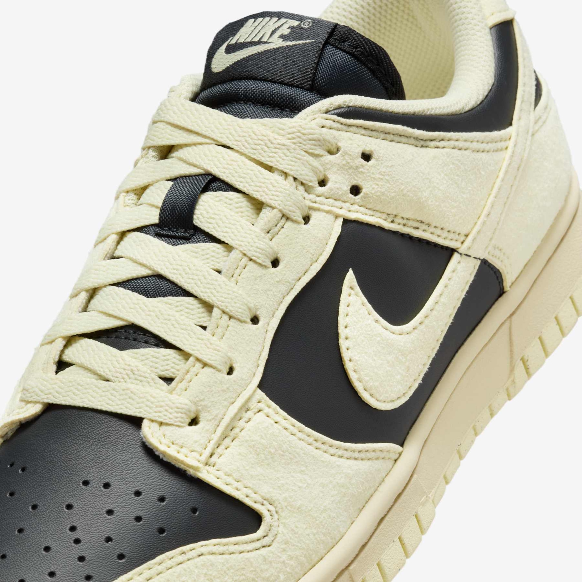 Tênis Nike Dunk Low Feminino - Foto 7