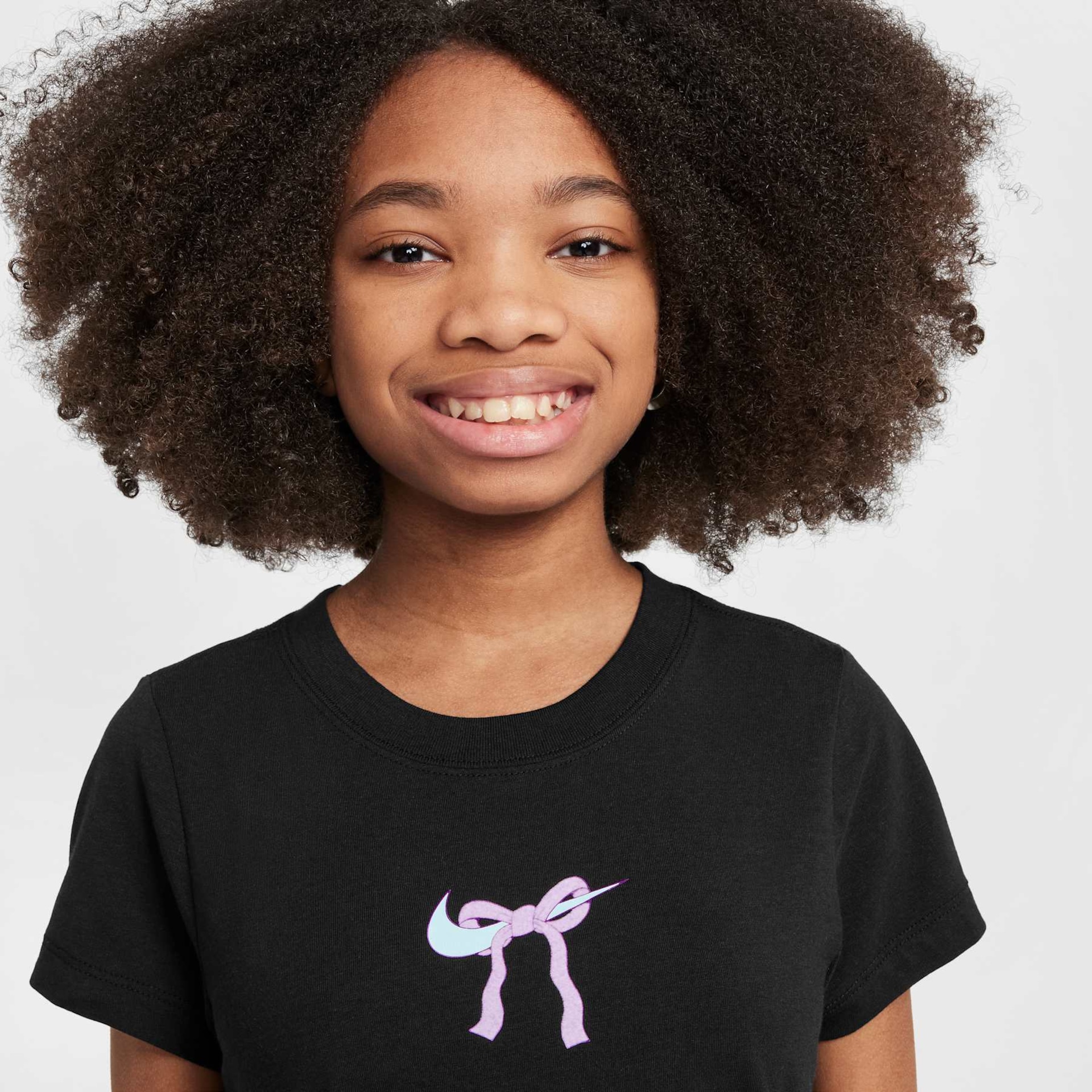 Camiseta Nike Sportswear Bow Infantil - Foto 3