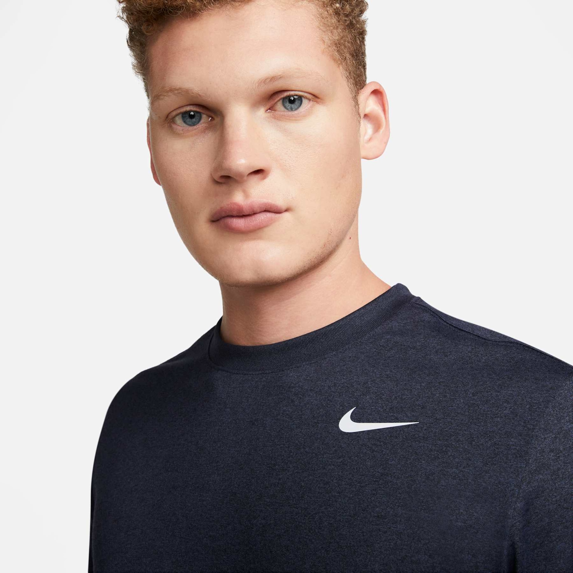 Camiseta Nike Dri-FIT Seasonal Masculina - Foto 3