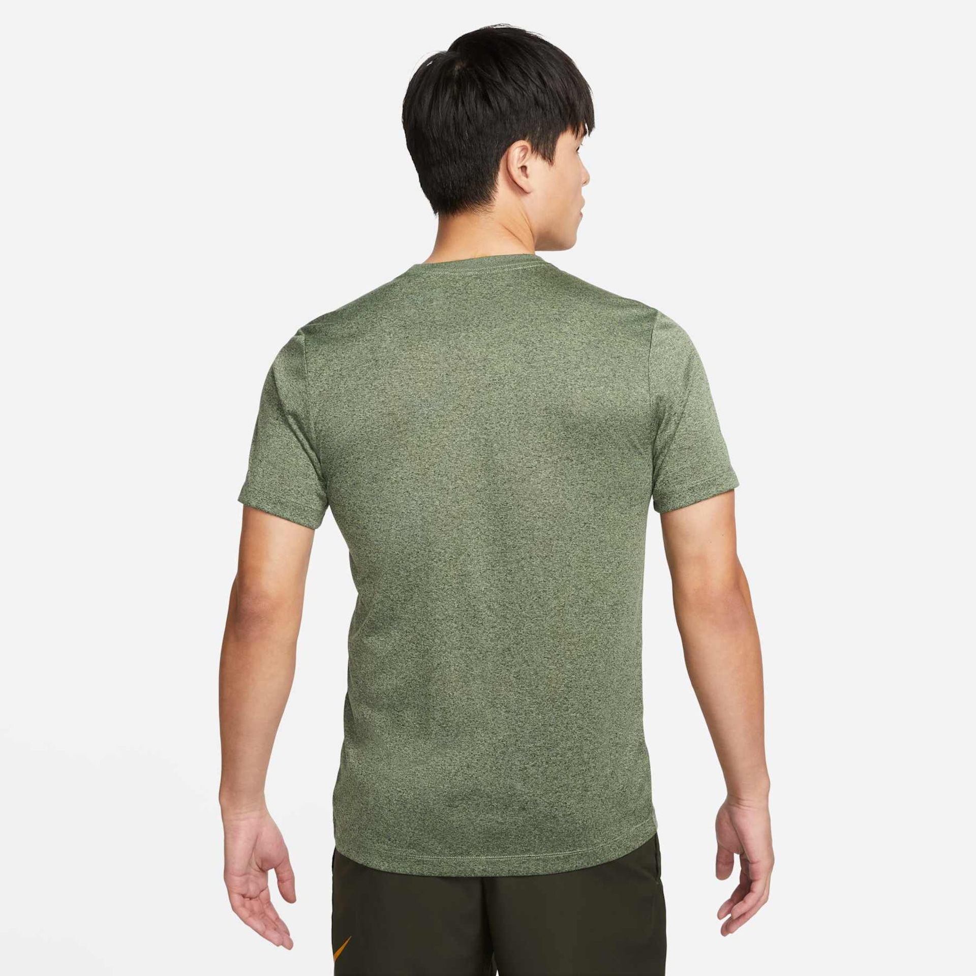 Camiseta Nike Dri-FIT Seasonal Masculina - Foto 2