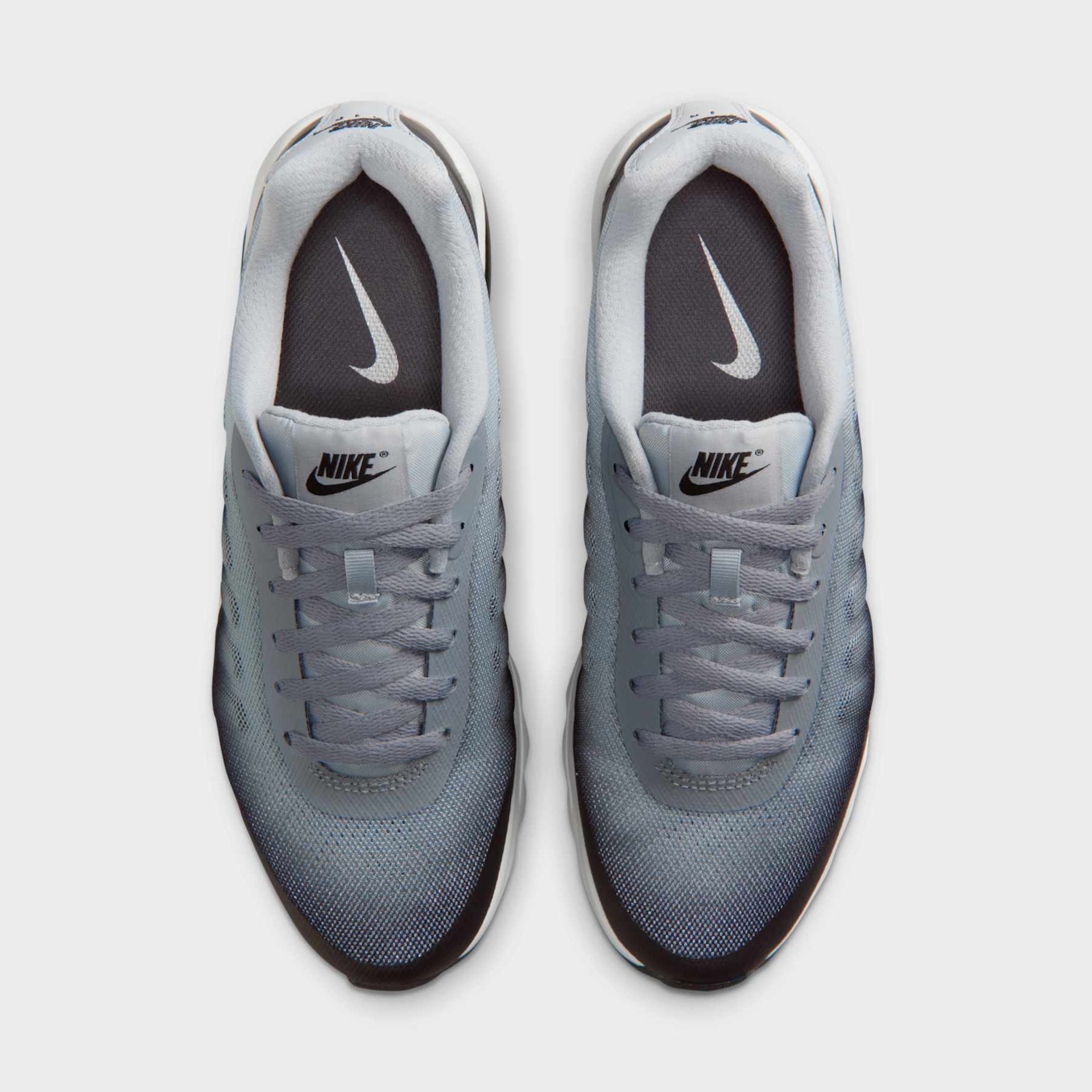 Tênis Nike Air Max Invigor Feminino - Foto 4