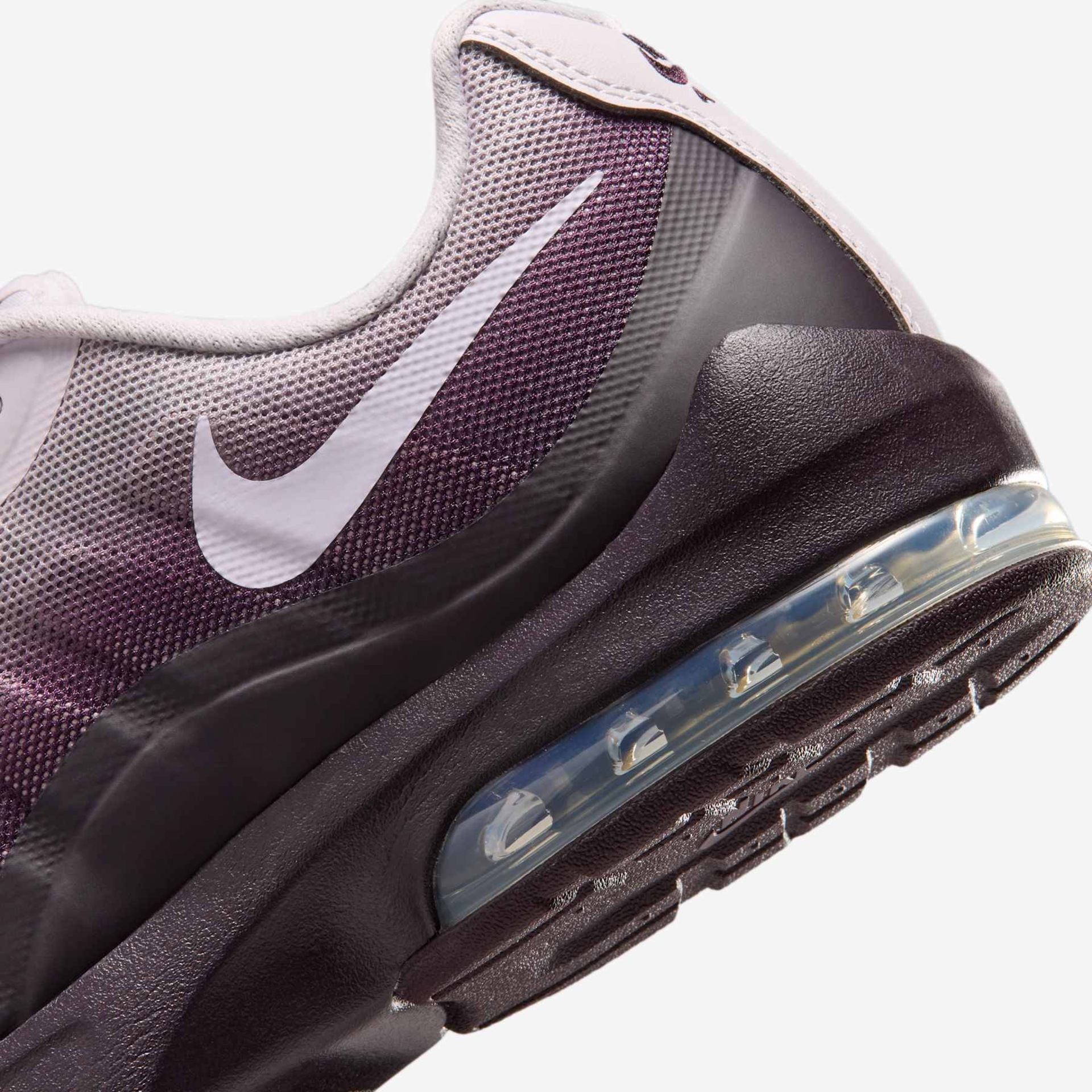 Tênis Nike Air Max Invigor Feminino - Foto 8