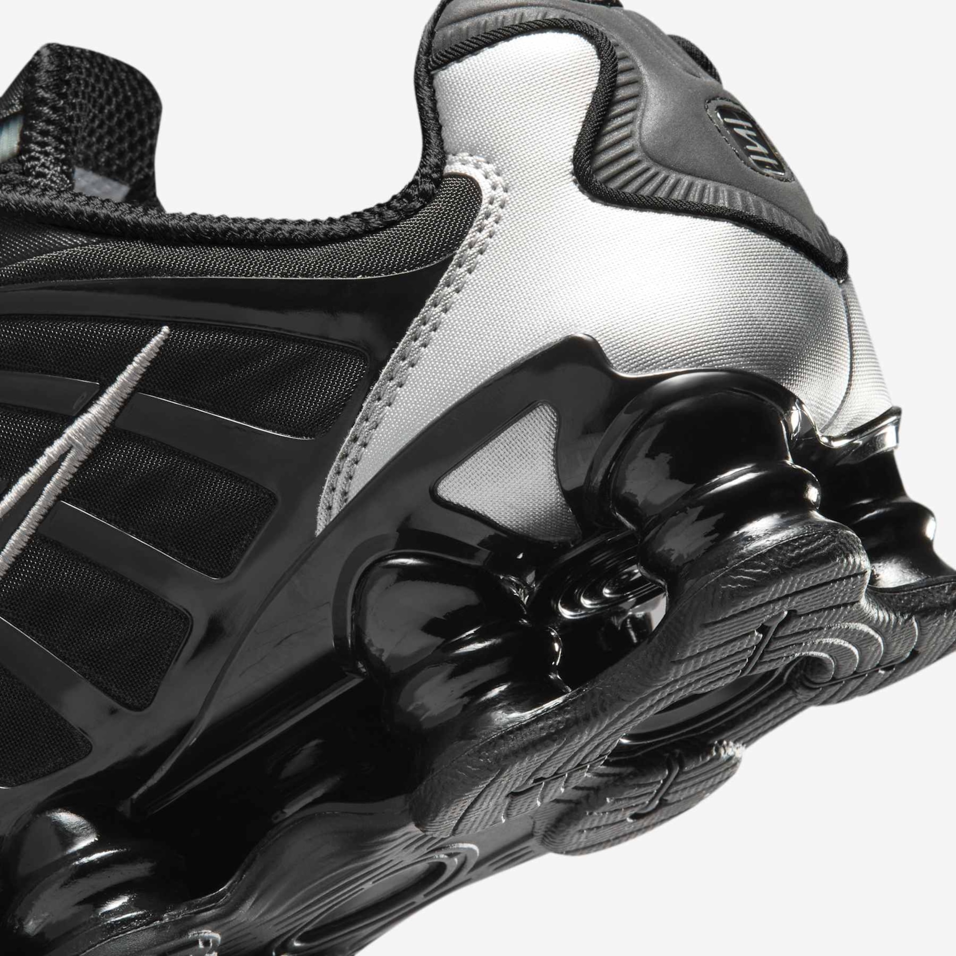 Tênis Nike Shox TL Feminino - Foto 8