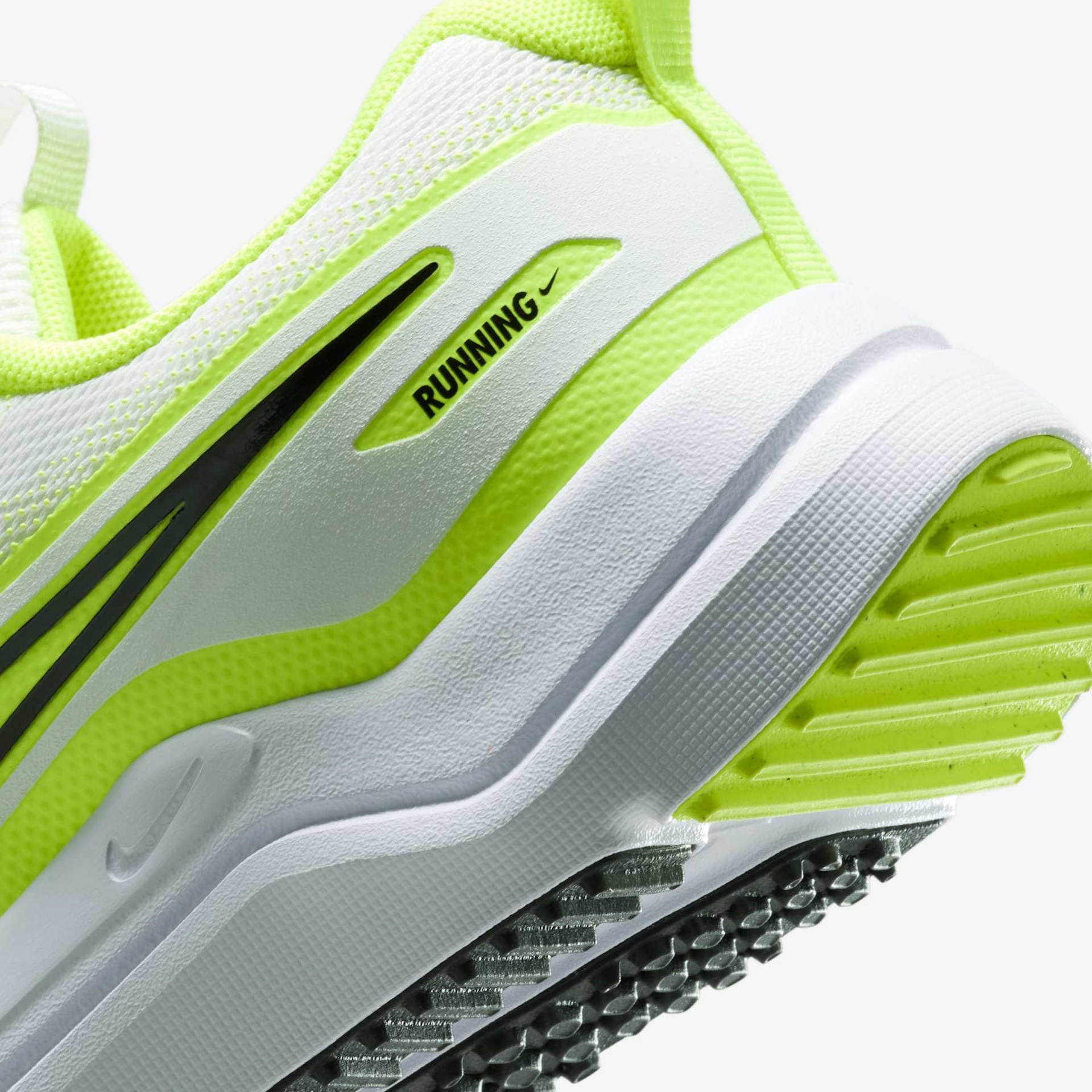 Tênis Nike Cosmic Runner Infantil - Foto 8