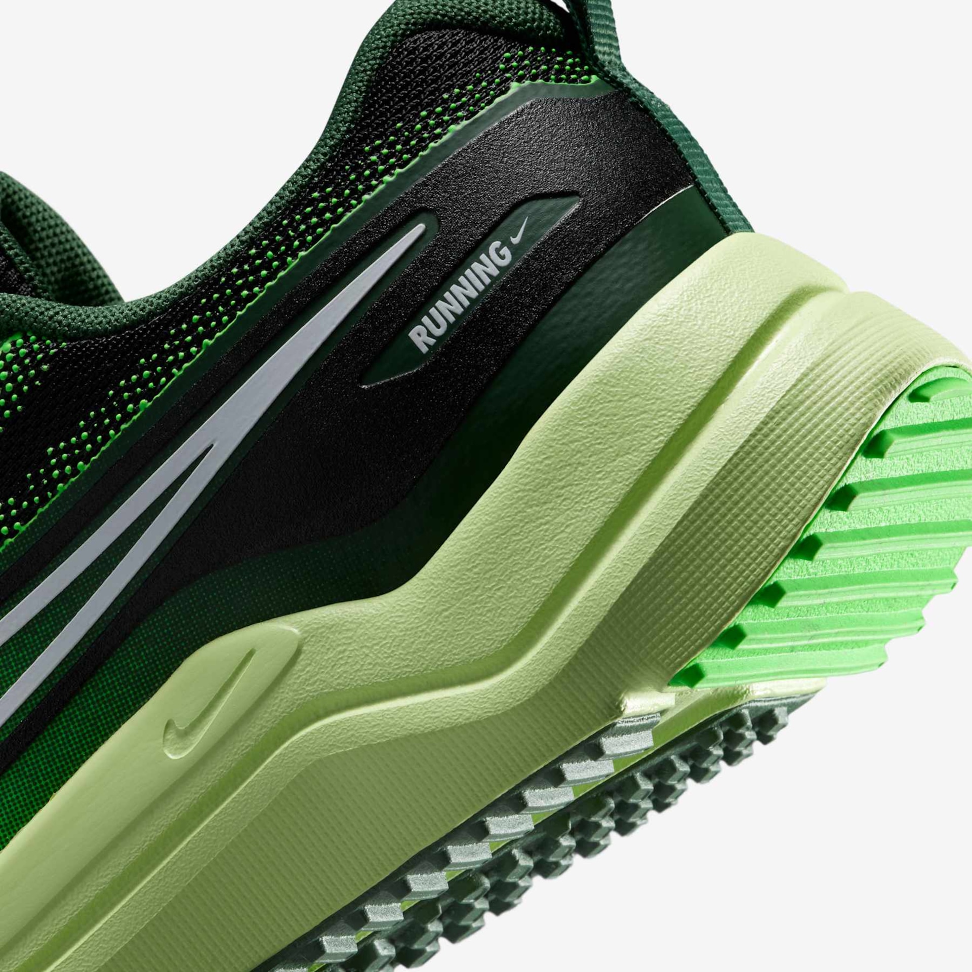 Tênis Nike Cosmic Runner Infantil - Foto 8