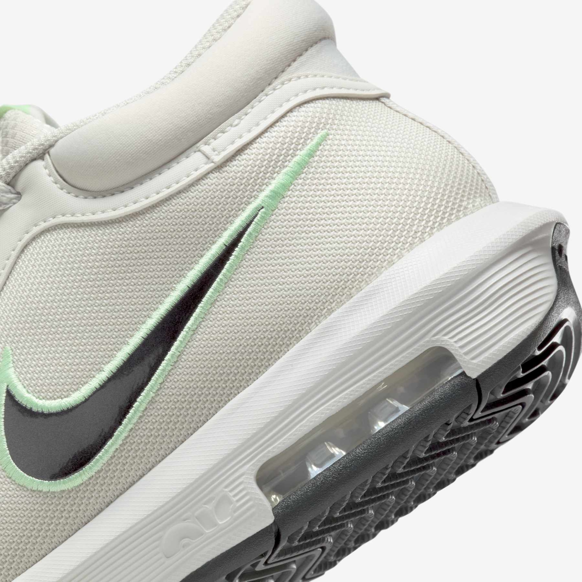Tênis Nike LeBron Witness 8 Masculino - Foto 8