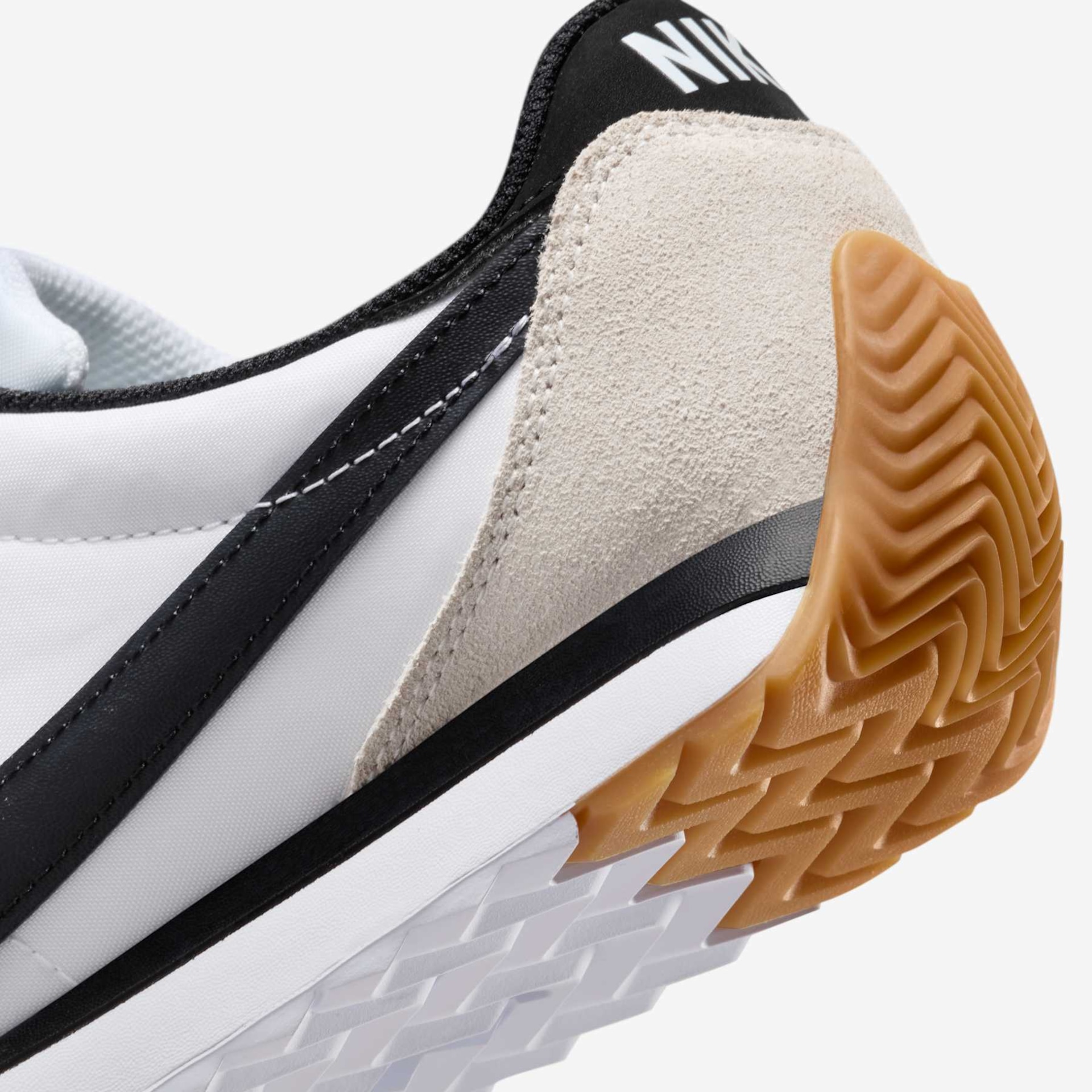 Tênis Nike Pacific Feminino - Foto 8