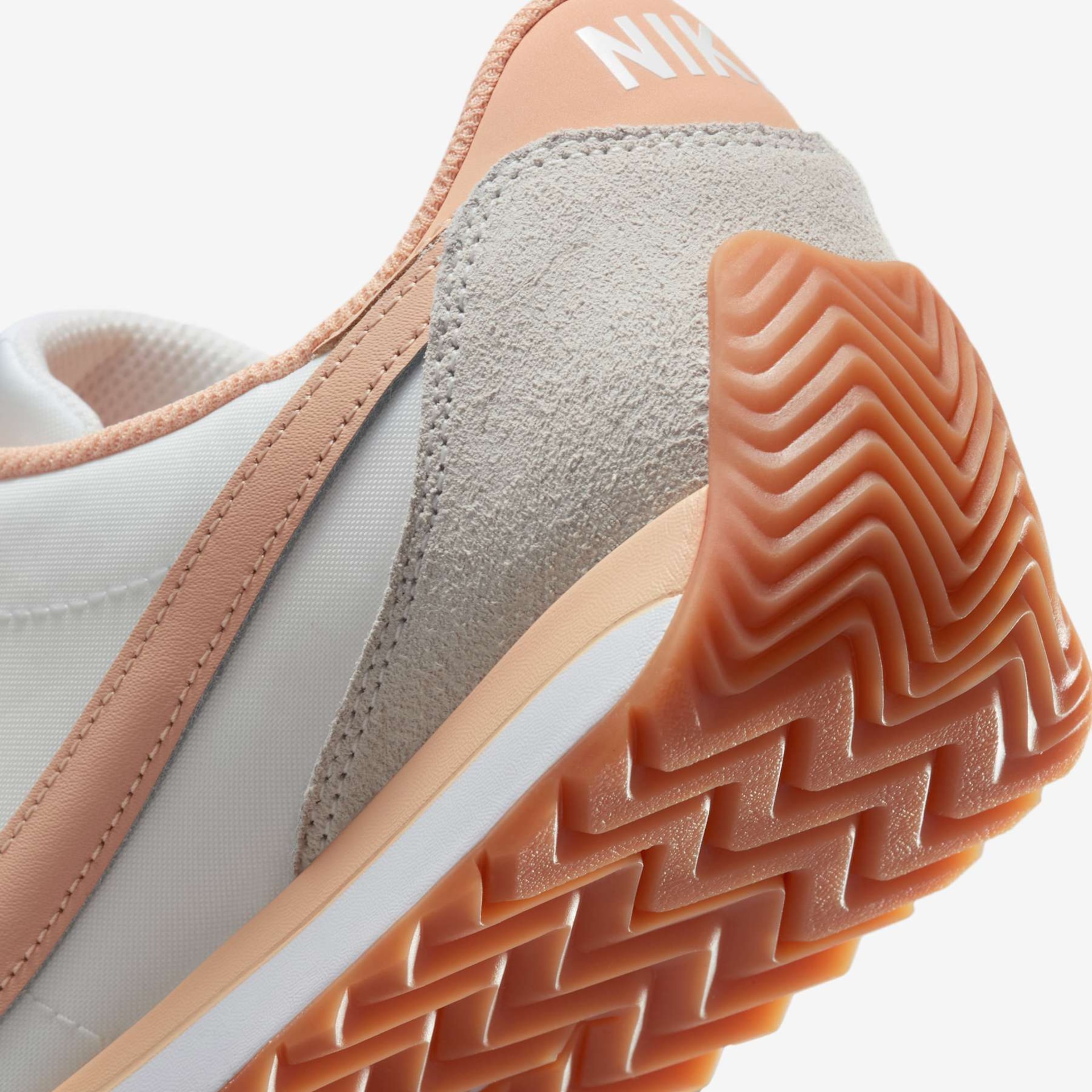 Tênis Nike Pacific Feminino - Foto 8