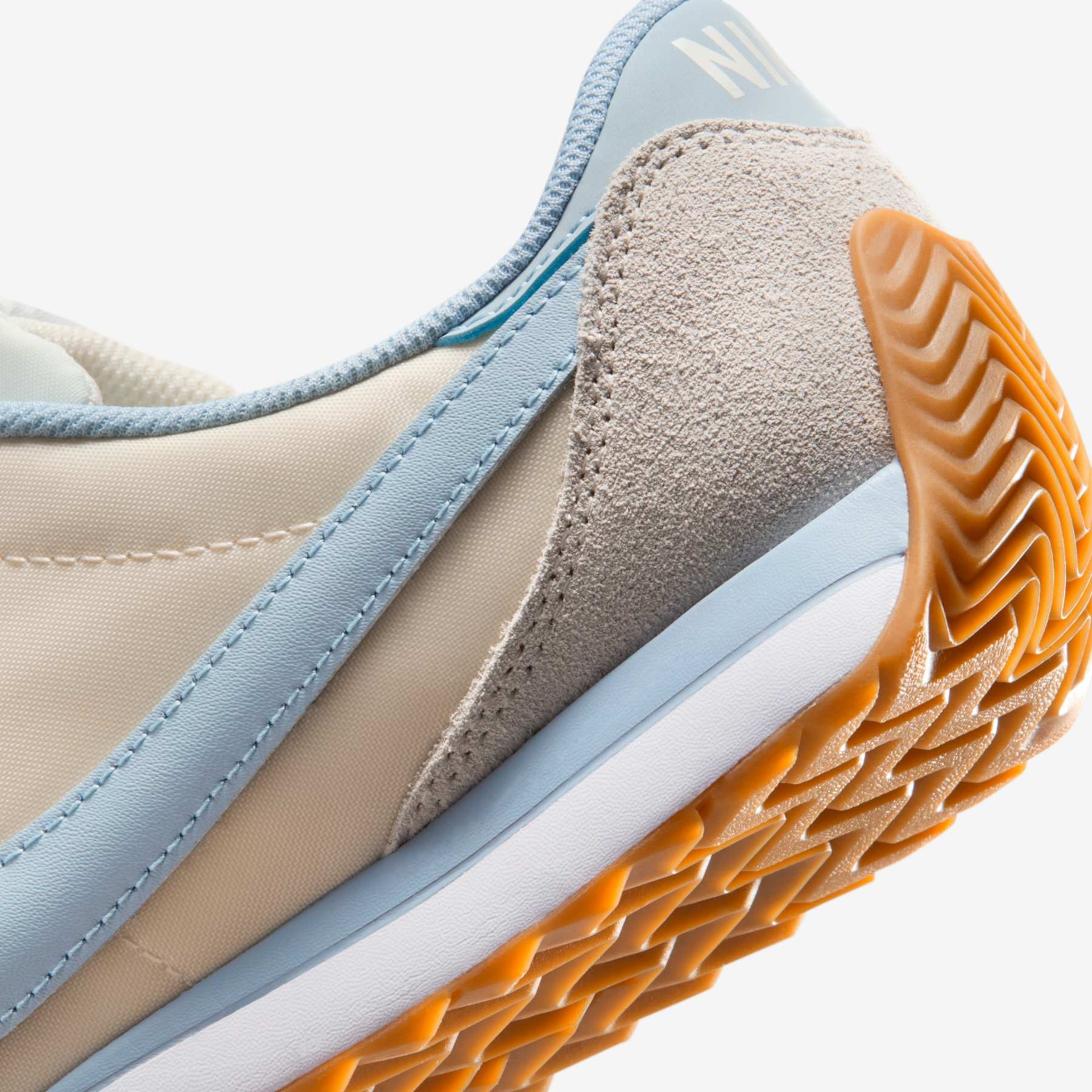 Tênis Nike Pacific Feminino - Foto 8