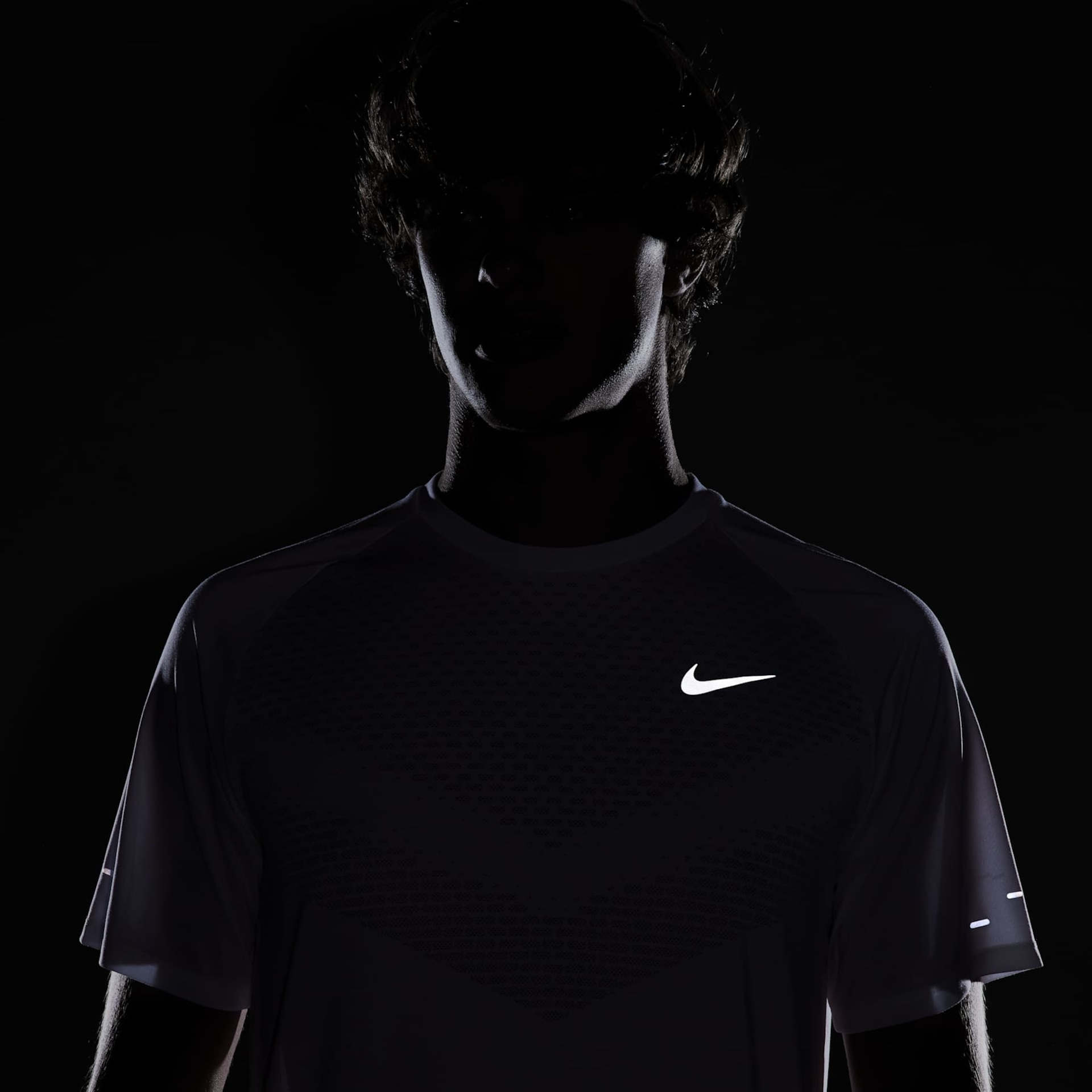 Camiseta Nike Dri-FIT Advance Masculina - Foto 6