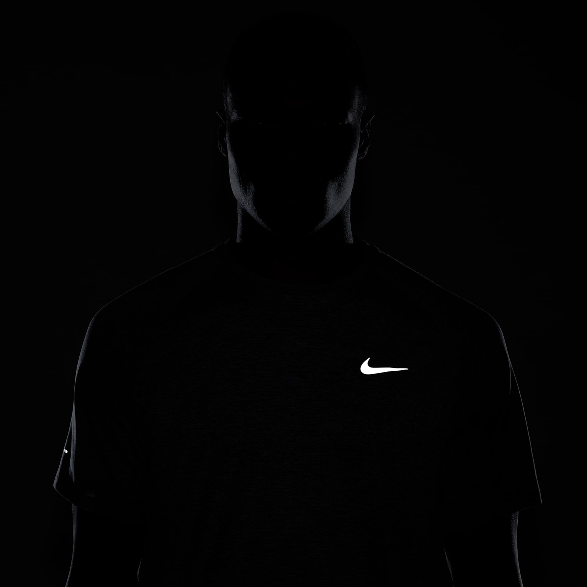 Camiseta Nike Dri-FIT Advance Masculina - Foto 8